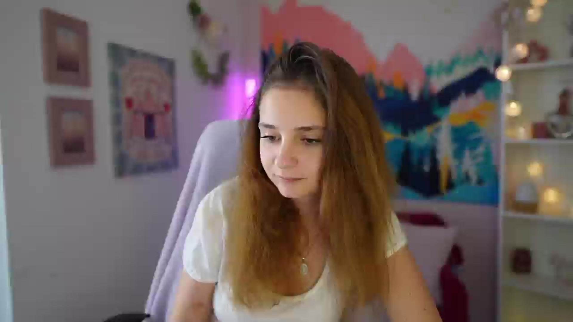 Gallery image thumbnail from Vina_Sky's myfreecams stream on, 07/06/2024, 11:27 image 4 of 20