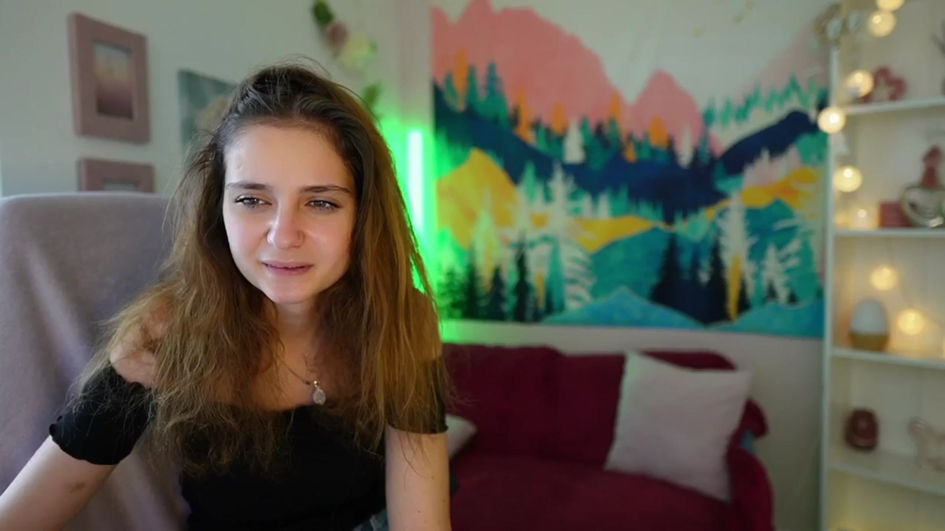 Gallery image thumbnail from Vina_Sky's myfreecams stream on, 07/07/2024, 09:36 image 20 of 20
