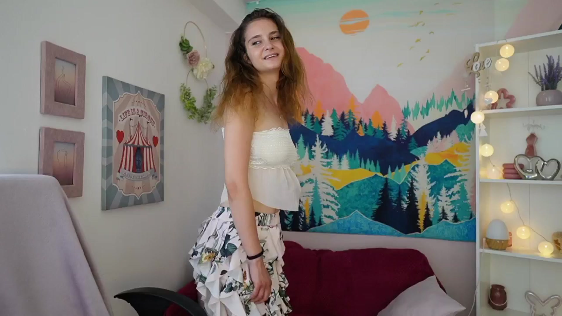 Gallery image thumbnail from Vina_Sky's myfreecams stream on, 07/11/2024, 10:05 image 19 of 20