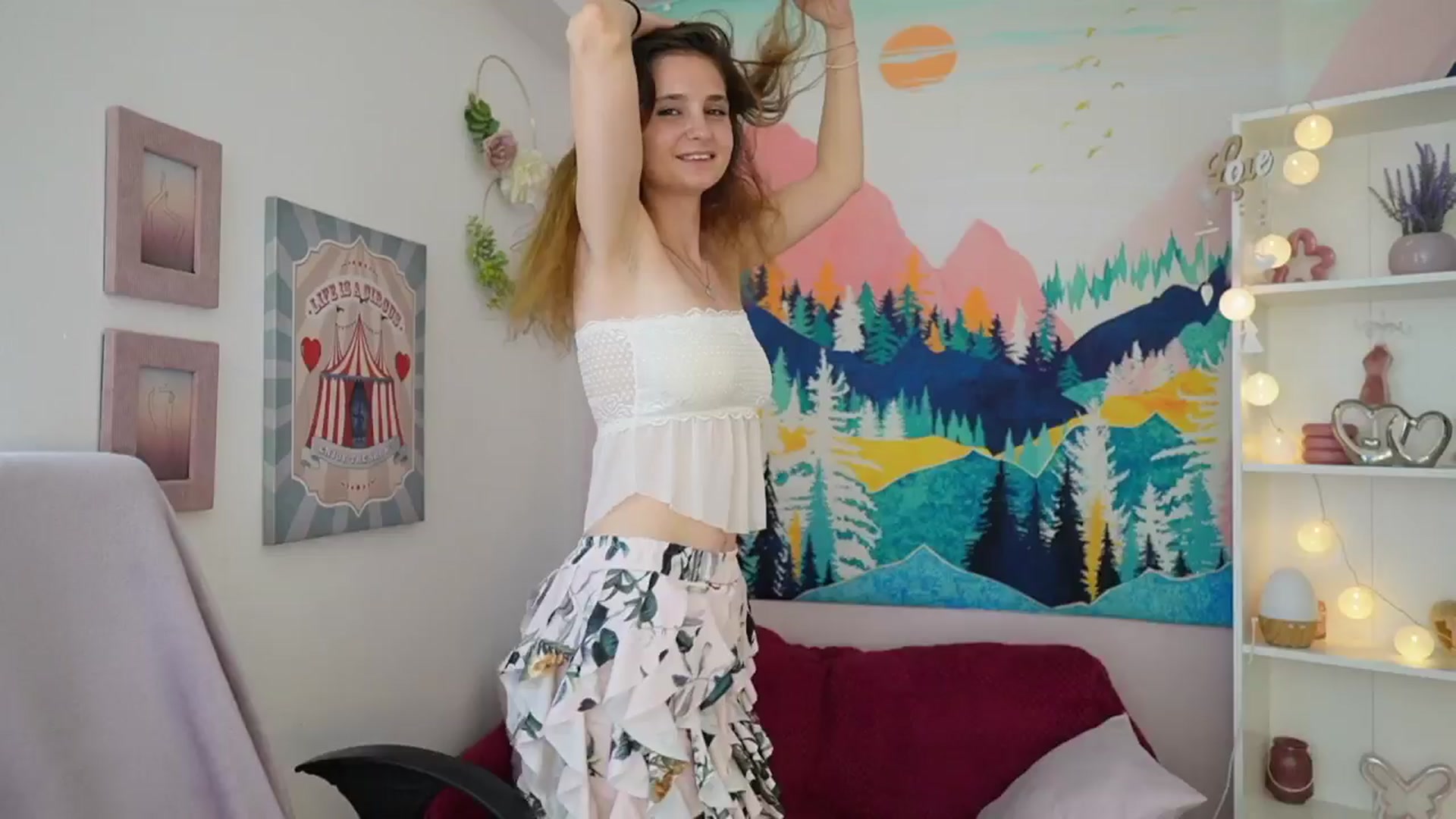 Gallery image thumbnail from Vina_Sky's myfreecams stream on, 07/11/2024, 10:05 image 18 of 20
