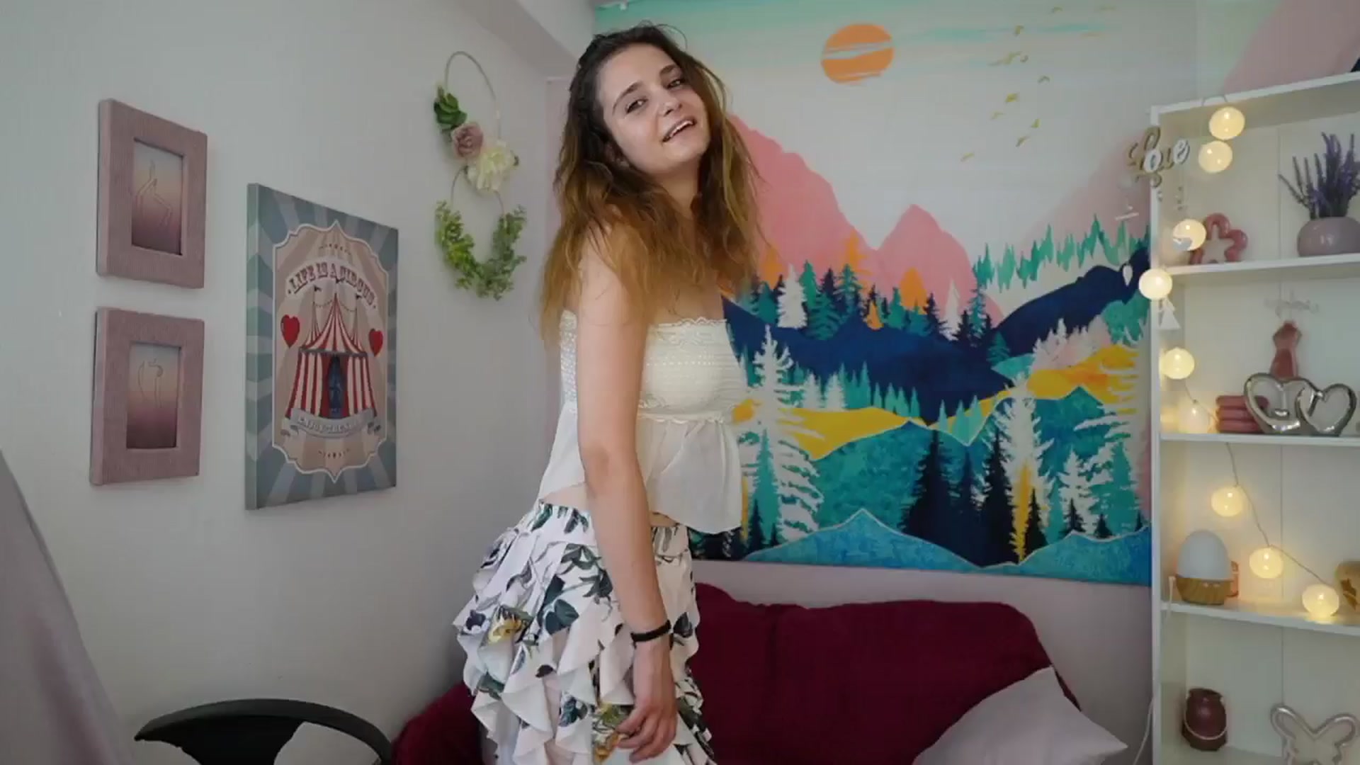 Gallery image thumbnail from Vina_Sky's myfreecams stream on, 07/11/2024, 10:05 image 6 of 20
