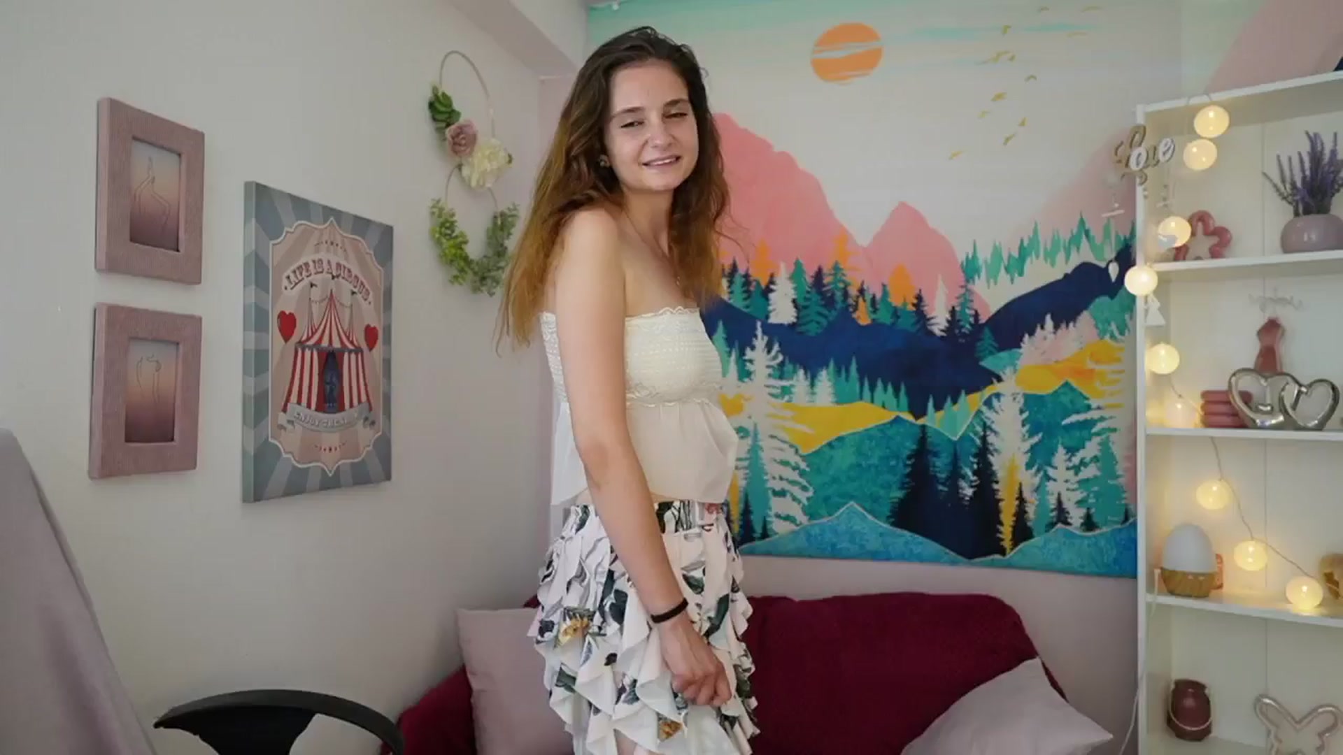 Gallery image thumbnail from Vina_Sky's myfreecams stream on, 07/11/2024, 10:05 image 4 of 20