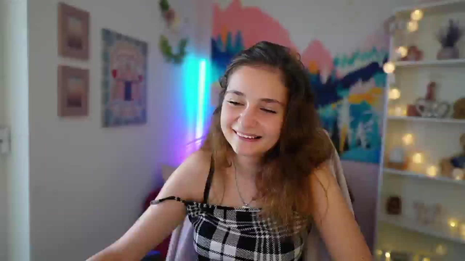 Gallery image thumbnail from Vina_Sky's myfreecams stream on, 07/13/2024, 11:23 image 18 of 20
