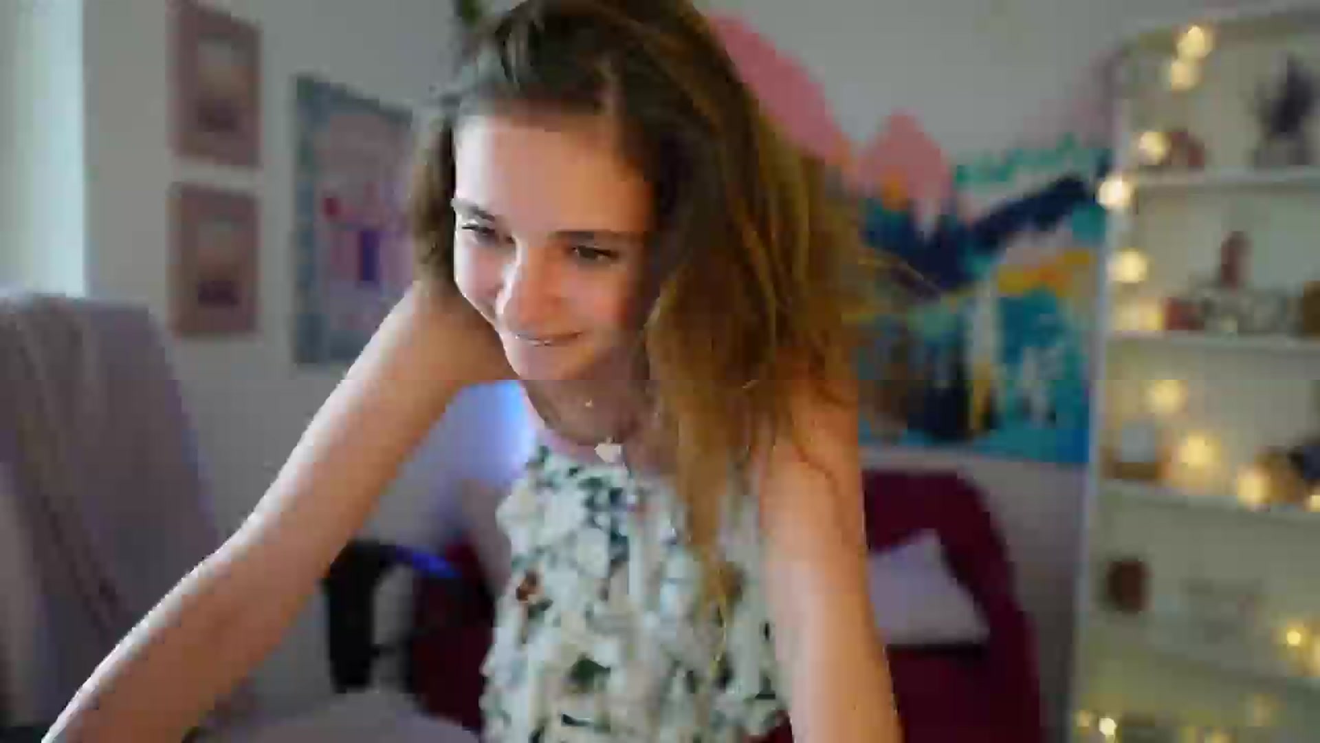 Gallery image thumbnail from Vina_Sky's myfreecams stream on, 07/16/2024, 13:48 image 15 of 20
