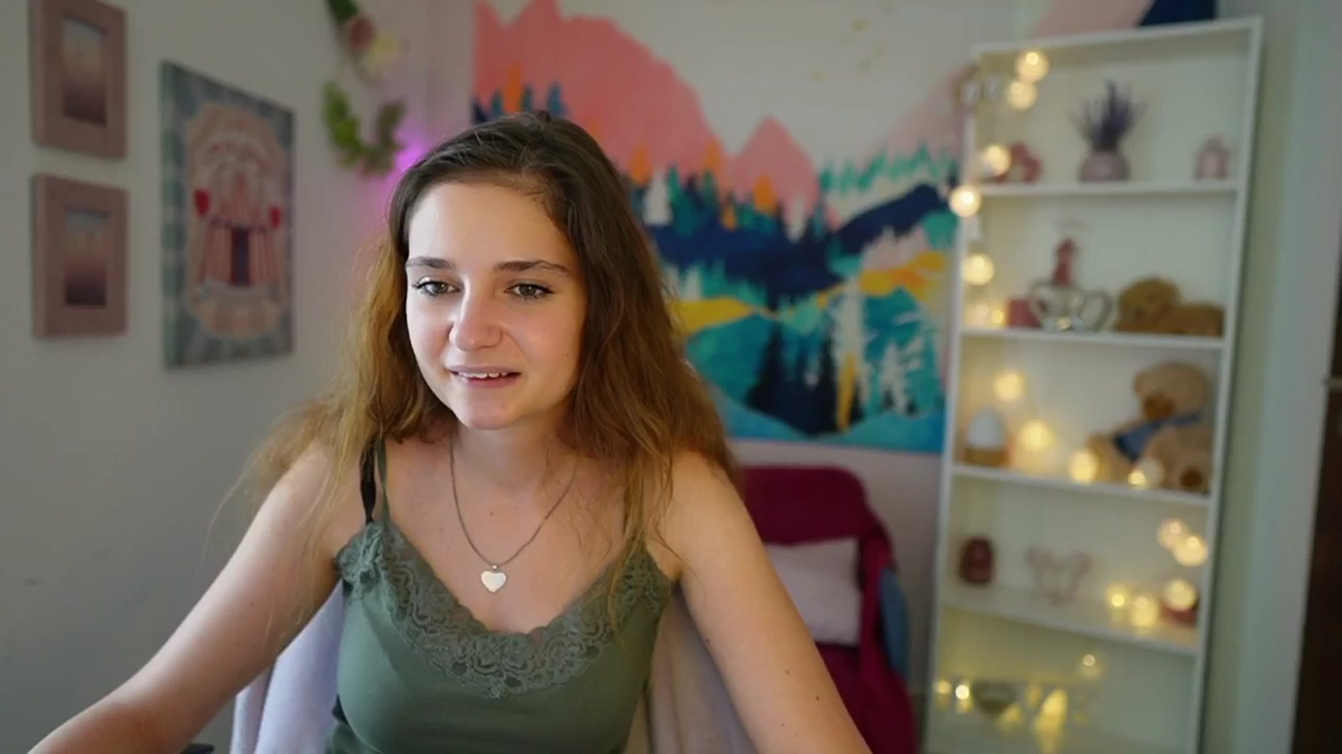 Gallery image thumbnail from Vina_Sky's myfreecams stream on, 07/17/2024, 09:57 image 18 of 20