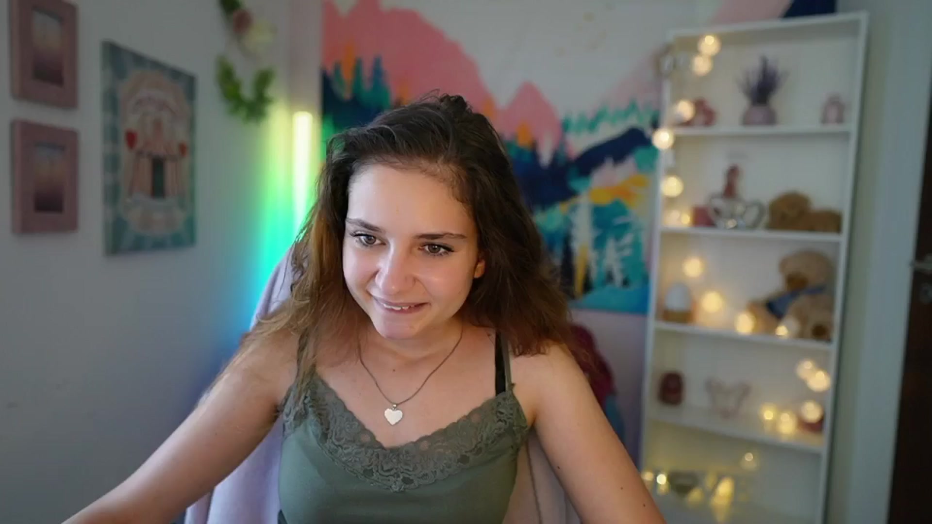Gallery image thumbnail from Vina_Sky's myfreecams stream on, 07/17/2024, 09:57 image 11 of 20