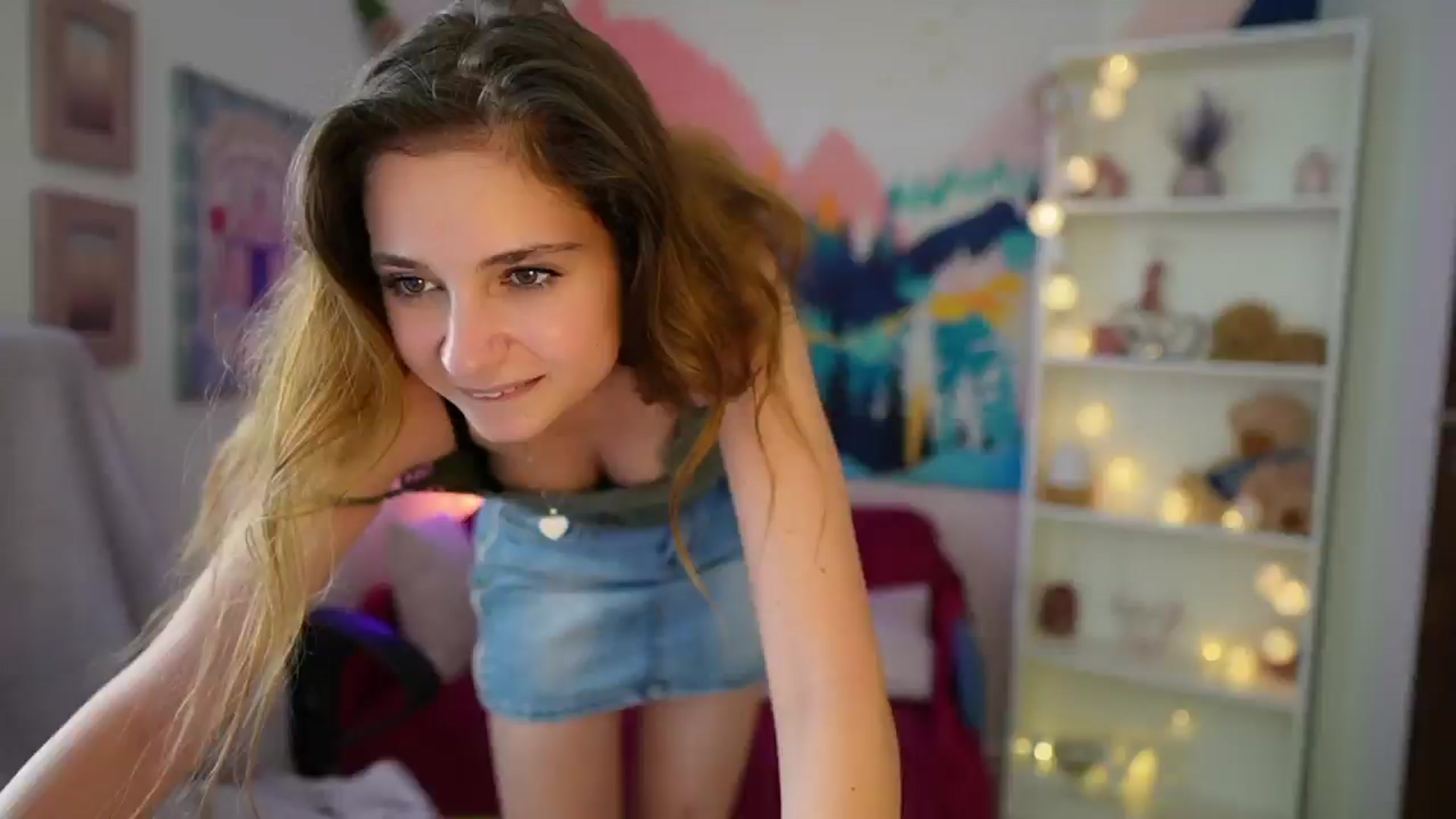 Gallery image thumbnail from Vina_Sky's myfreecams stream on, 07/17/2024, 10:57 image 11 of 20