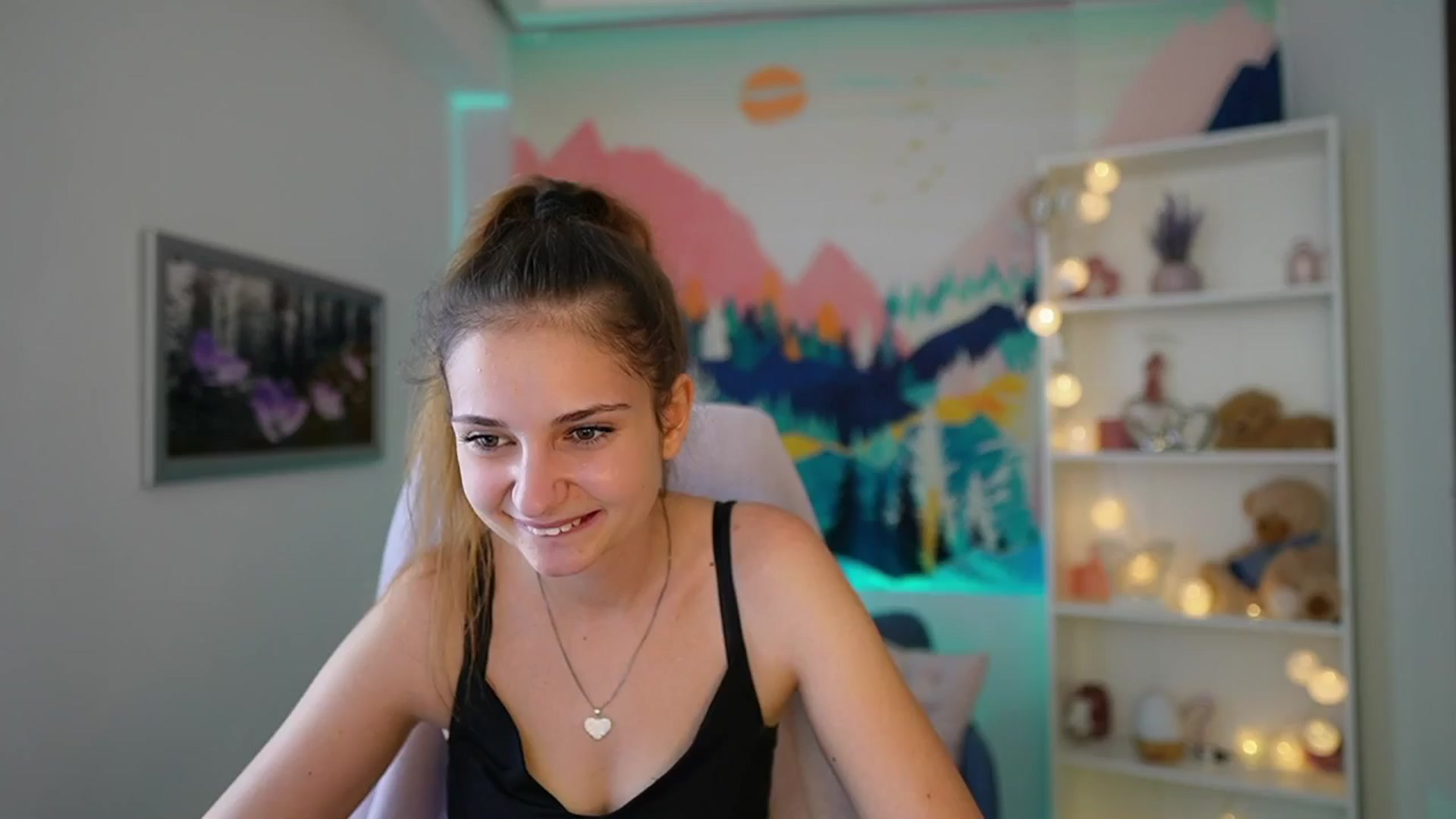 Gallery image thumbnail from Vina_Sky's myfreecams stream on, 07/24/2024, 09:47 image 14 of 20