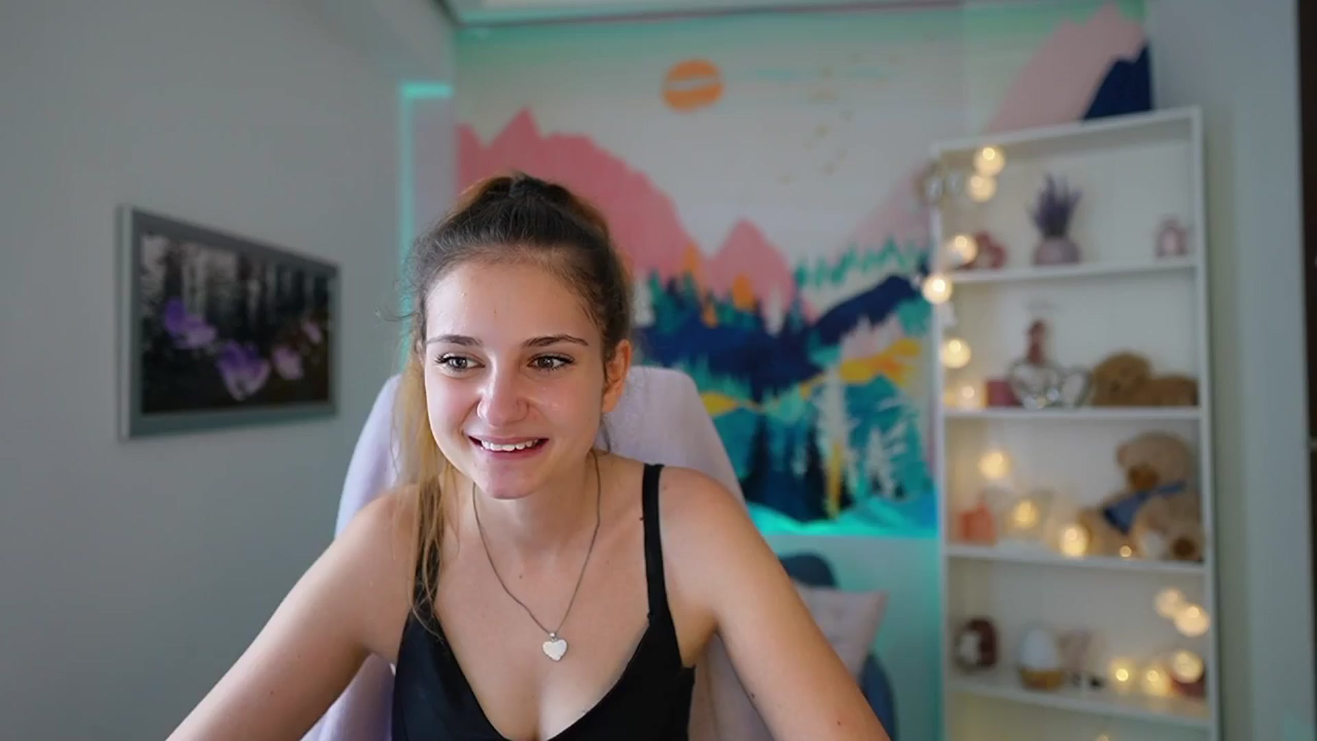 Gallery image thumbnail from Vina_Sky's myfreecams stream on, 07/24/2024, 09:47 image 7 of 20