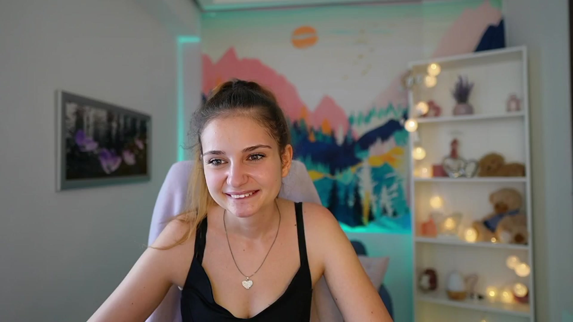 Gallery image thumbnail from Vina_Sky's myfreecams stream on, 07/24/2024, 09:47 image 15 of 20