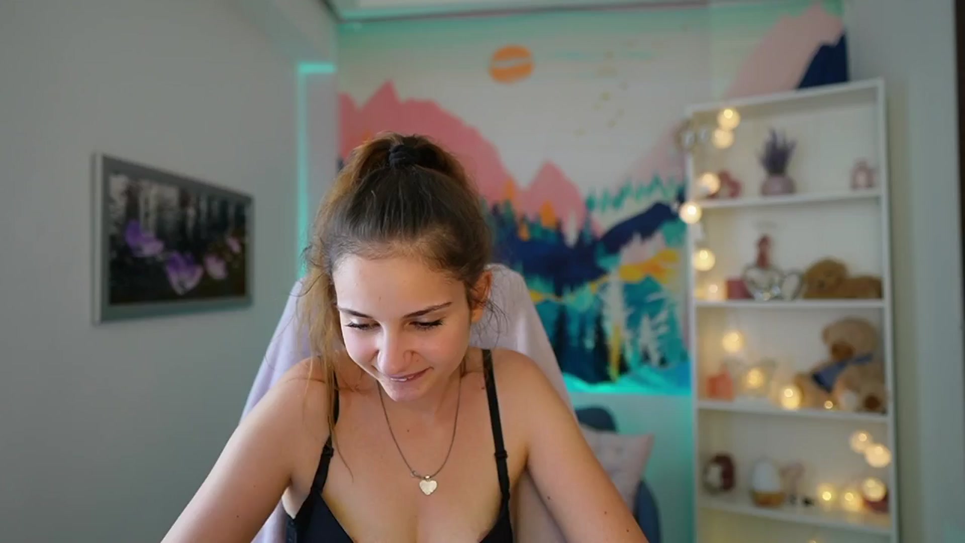 Gallery image thumbnail from Vina_Sky's myfreecams stream on, 07/24/2024, 13:01 image 16 of 20