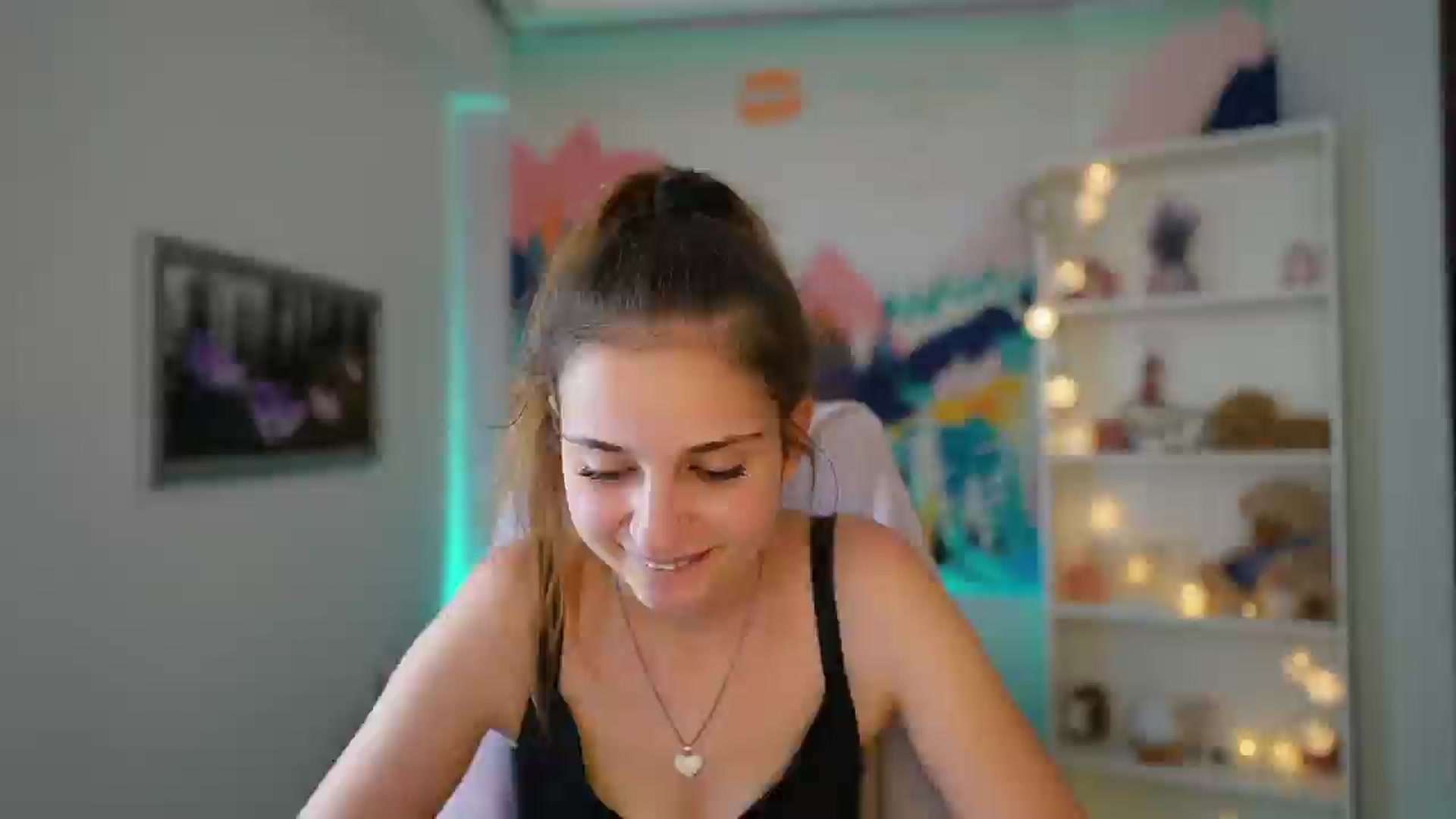 Gallery image thumbnail from Vina_Sky's myfreecams stream on, 07/24/2024, 13:25 image 11 of 20