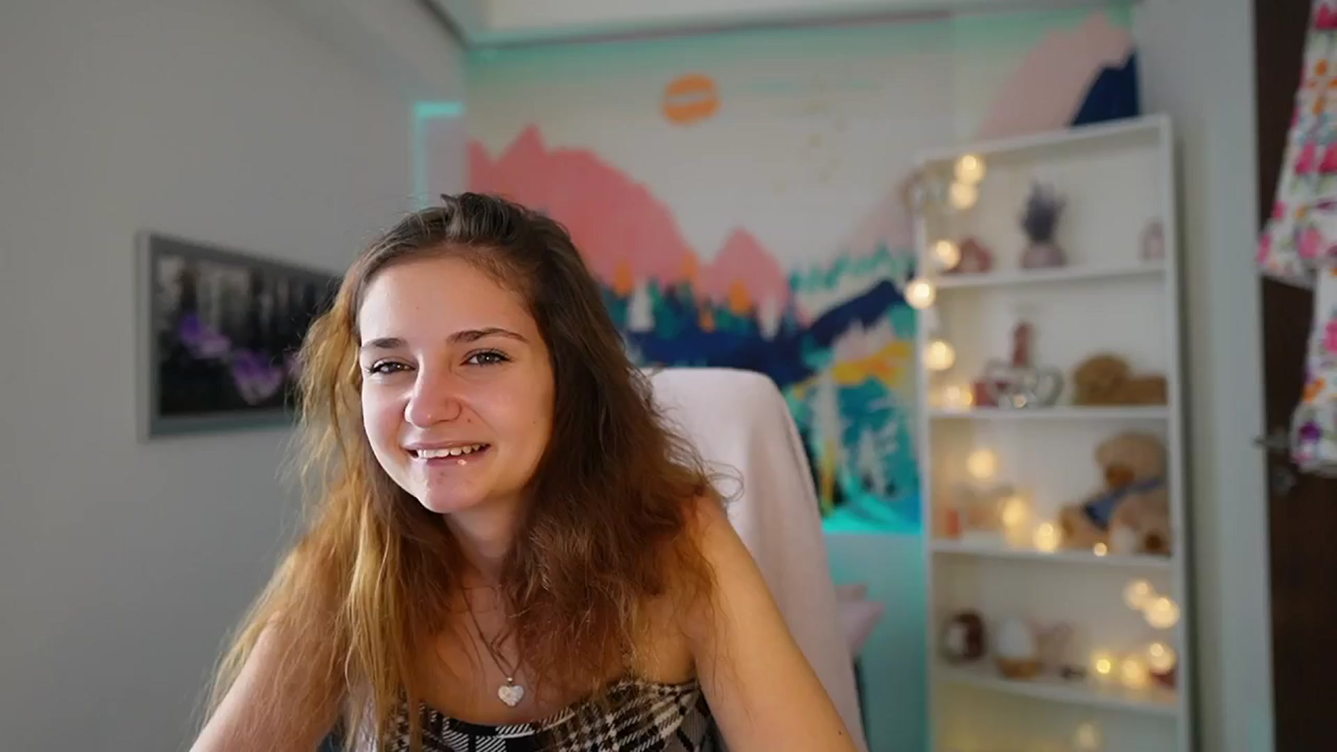 Gallery image thumbnail from Vina_Sky's myfreecams stream on, 07/25/2024, 10:05 image 6 of 20