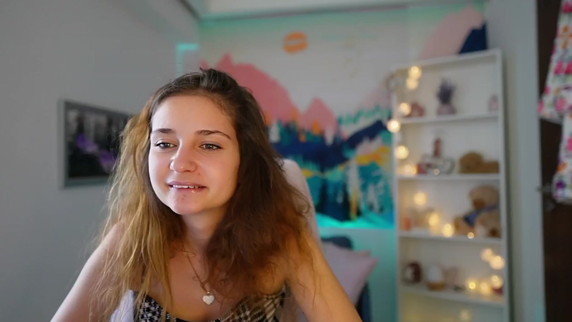 Gallery image thumbnail from Vina_Sky's myfreecams stream on, 07/25/2024, 10:05 image 4 of 20