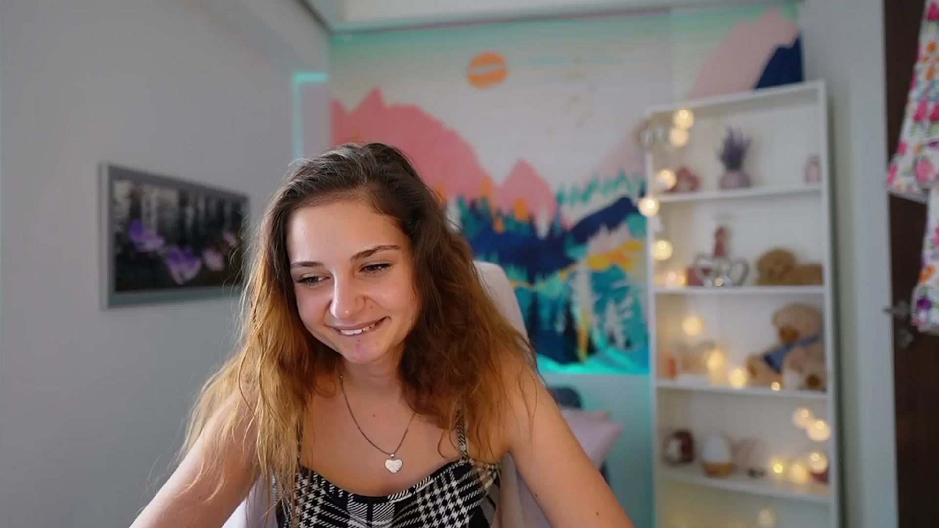Gallery image thumbnail from Vina_Sky's myfreecams stream on, 07/25/2024, 12:51 image 19 of 20