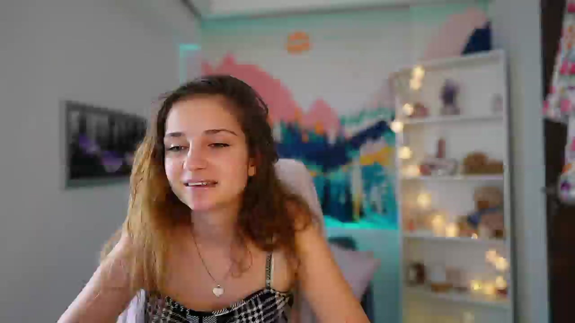 Gallery image thumbnail from Vina_Sky's myfreecams stream on, 07/25/2024, 12:51 image 2 of 20