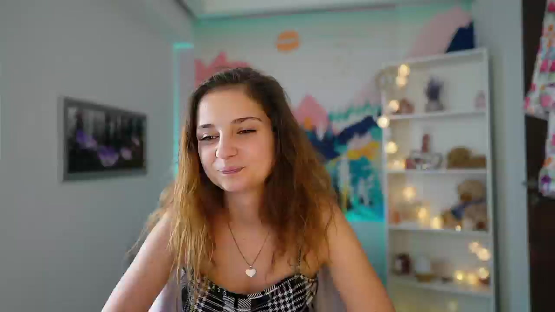 Gallery image thumbnail from Vina_Sky's myfreecams stream on, 07/25/2024, 12:51 image 13 of 20