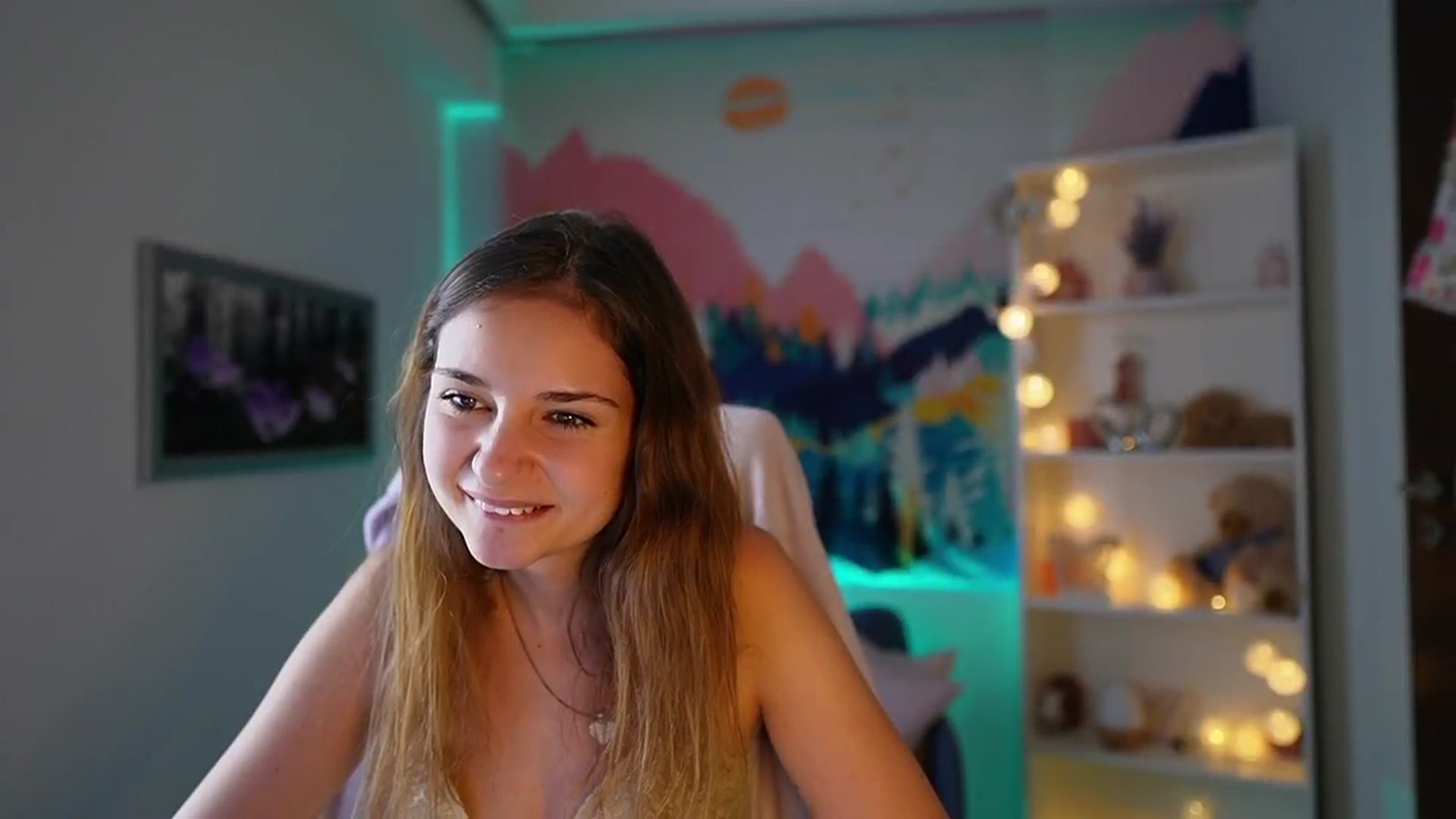 Gallery image thumbnail from Vina_Sky's myfreecams stream on, 07/30/2024, 11:06 image 13 of 20