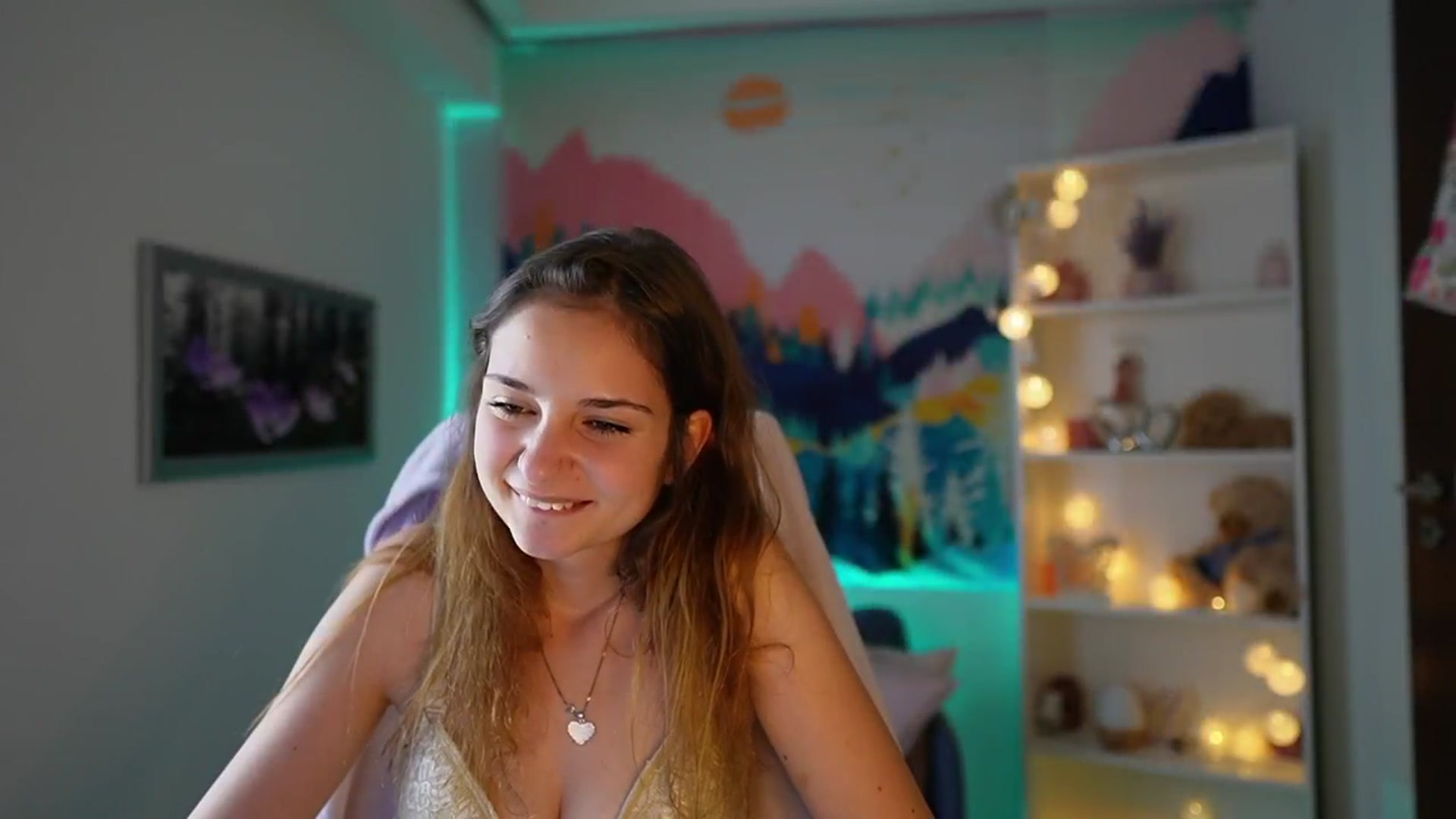 Gallery image thumbnail from Vina_Sky's myfreecams stream on, 07/30/2024, 12:39 image 12 of 20