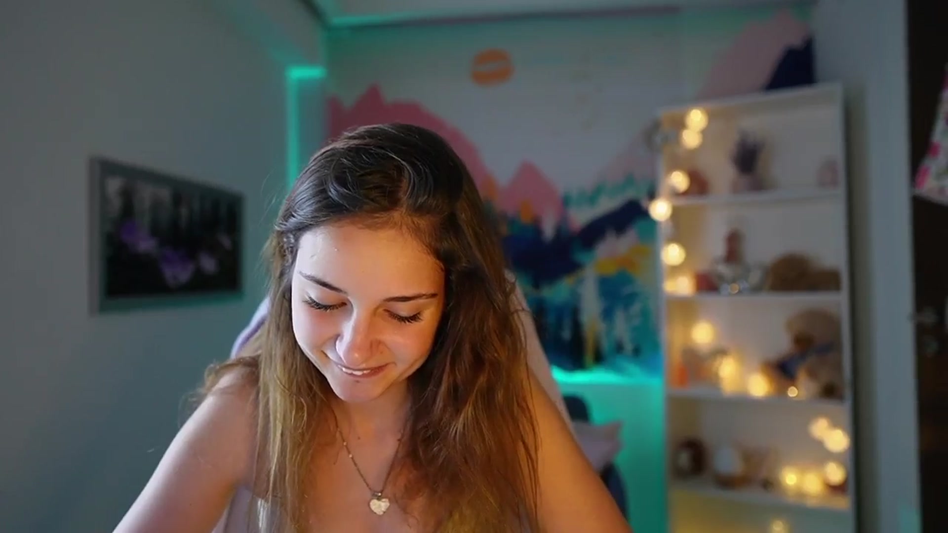Gallery image thumbnail from Vina_Sky's myfreecams stream on, 07/30/2024, 12:39 image 16 of 20