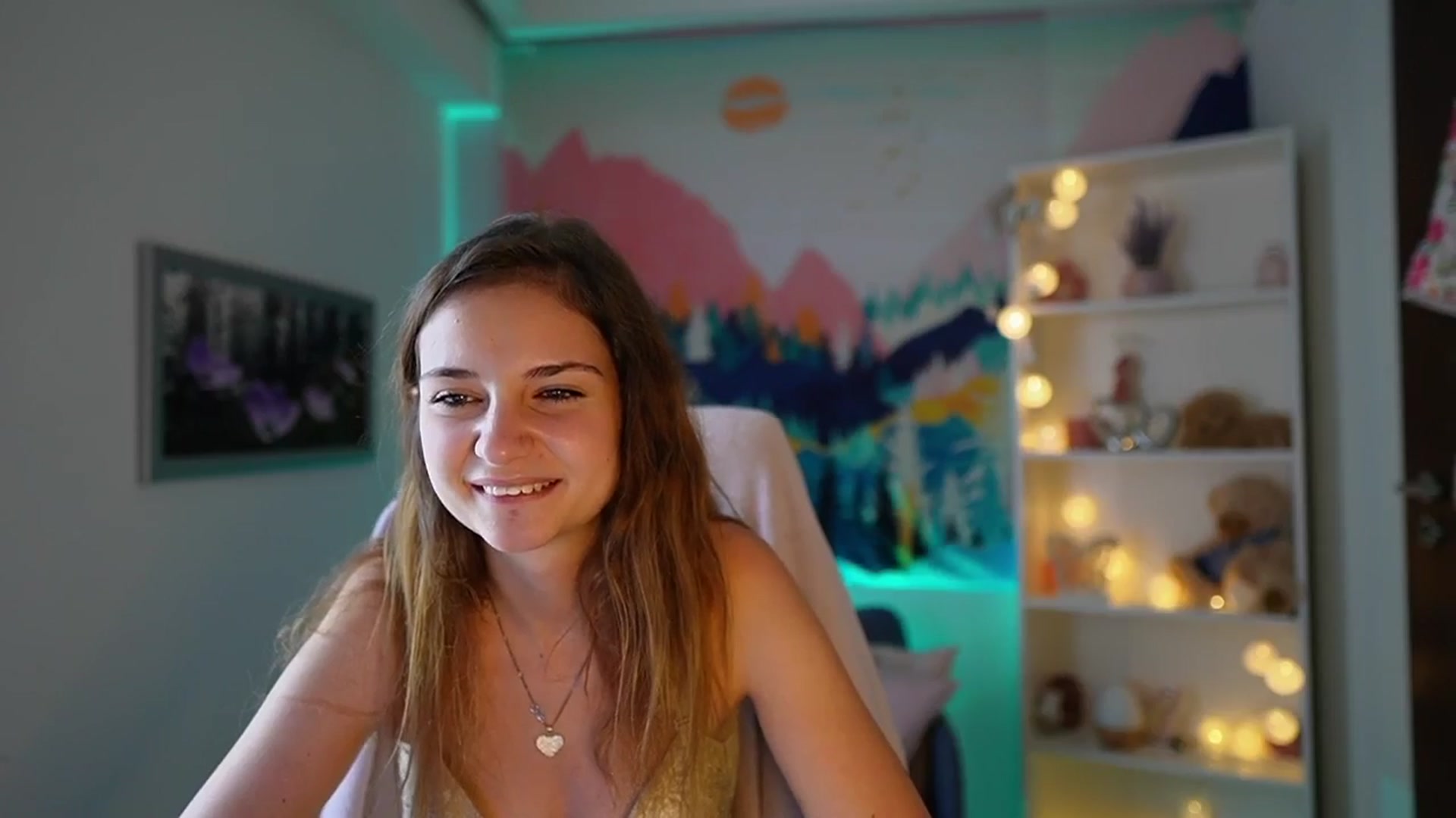 Gallery image thumbnail from Vina_Sky's myfreecams stream on, 07/30/2024, 13:04 image 16 of 20