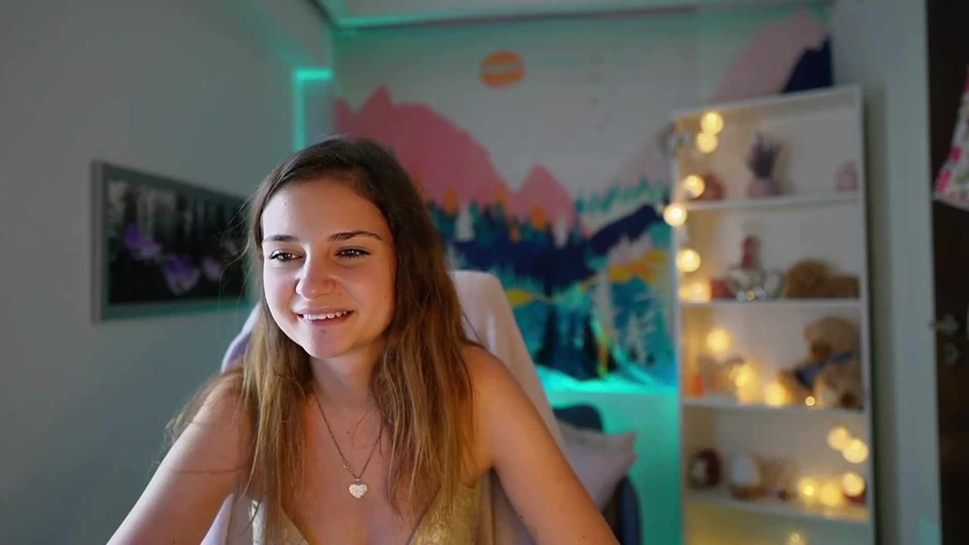 Gallery image thumbnail from Vina_Sky's myfreecams stream on, 07/30/2024, 13:04 image 13 of 20