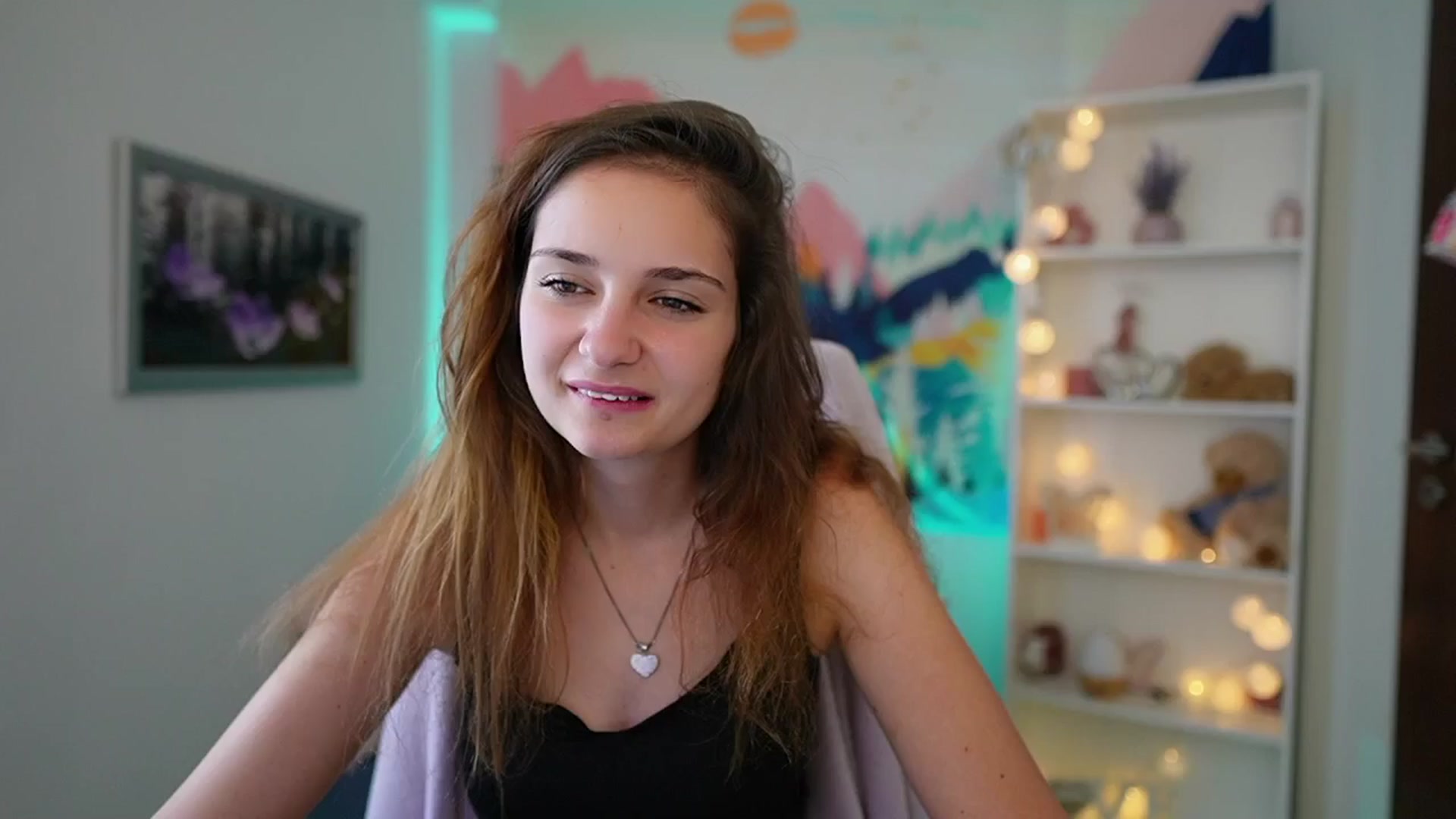 Gallery image thumbnail from Vina_Sky's myfreecams stream on, 07/31/2024, 09:42 image 17 of 20