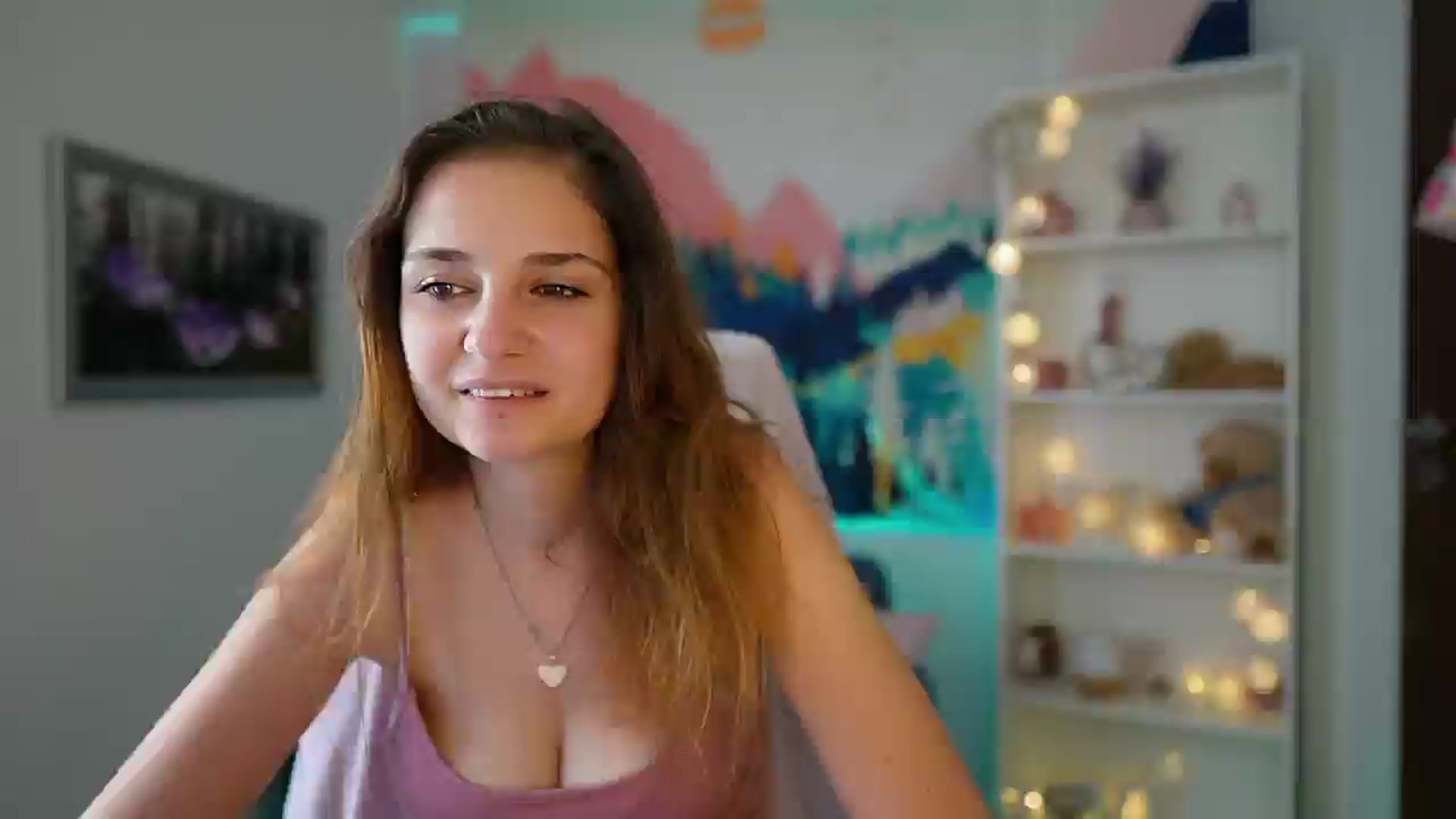 Gallery image thumbnail from Vina_Sky's myfreecams stream on, 08/01/2024, 12:16 image 9 of 20