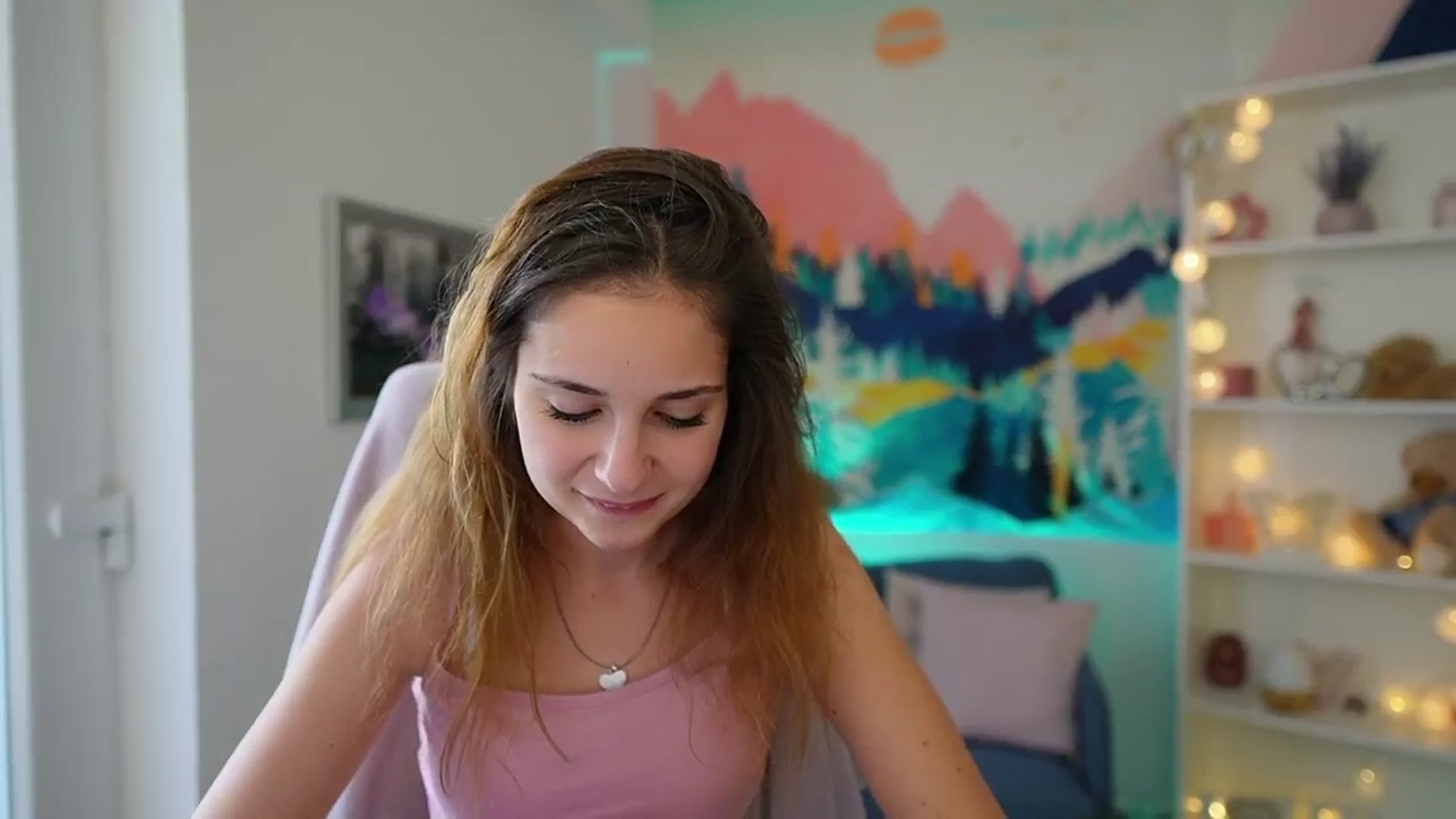 Gallery image thumbnail from Vina_Sky's myfreecams stream on, 08/03/2024, 09:31 image 4 of 20