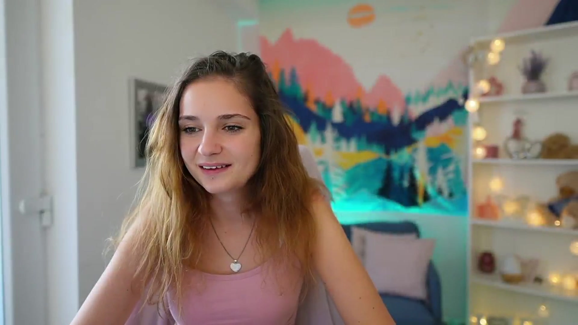 Gallery image thumbnail from Vina_Sky's myfreecams stream on, 08/03/2024, 10:42 image 4 of 20