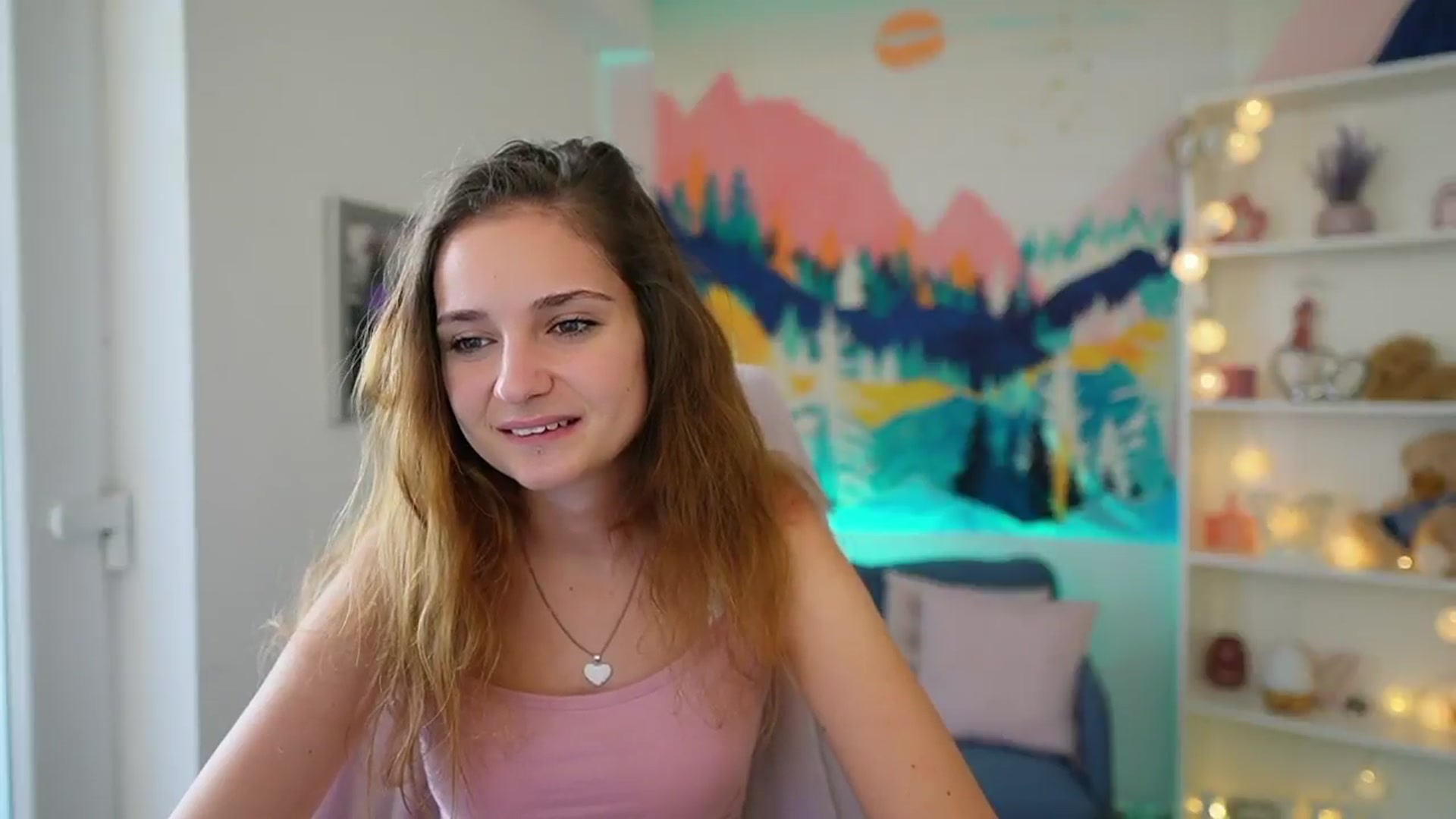 Gallery image thumbnail from Vina_Sky's myfreecams stream on, 08/03/2024, 10:42 image 5 of 20
