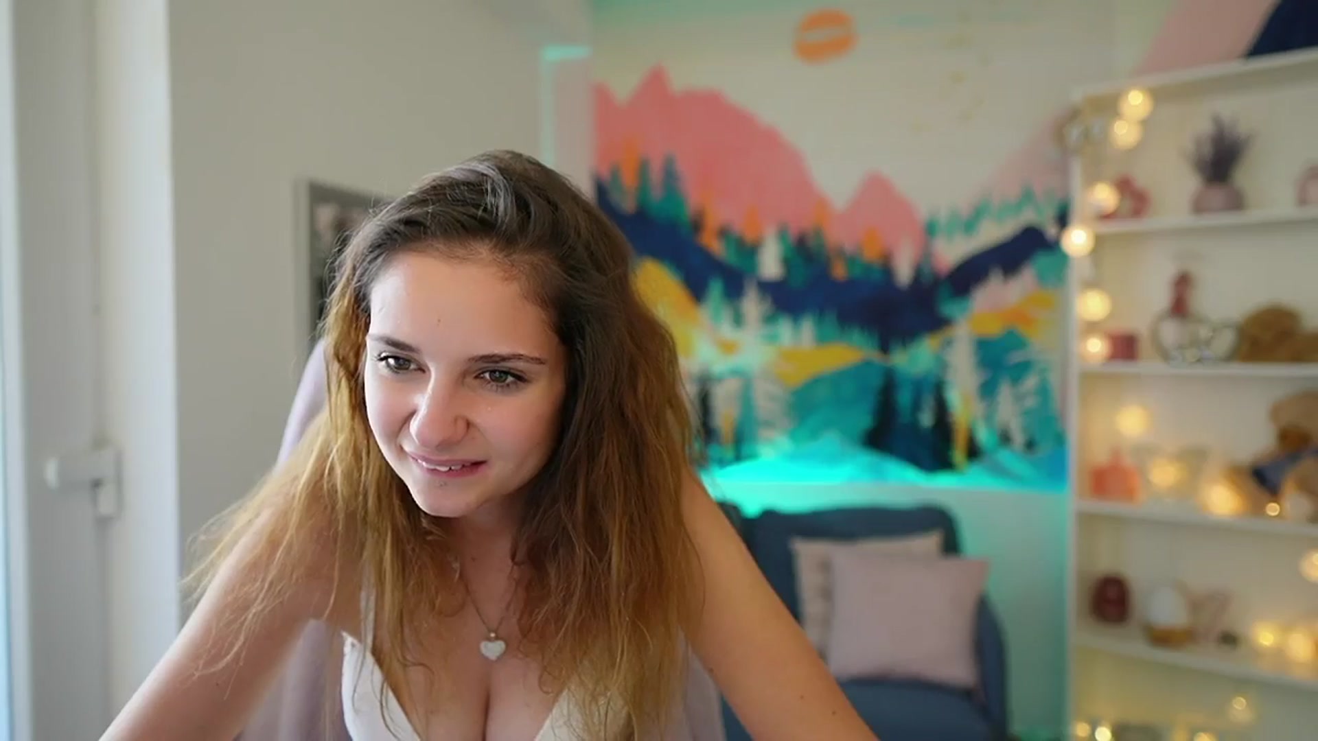 Gallery image thumbnail from Vina_Sky's myfreecams stream on, 08/03/2024, 13:04 image 15 of 20
