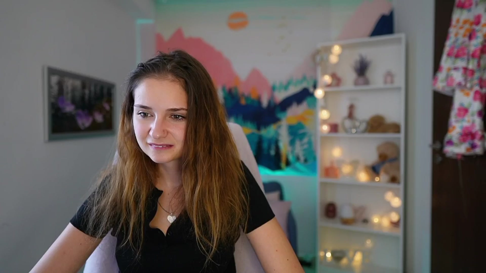 Gallery image thumbnail from Vina_Sky's myfreecams stream on, 08/04/2024, 10:00 image 19 of 20
