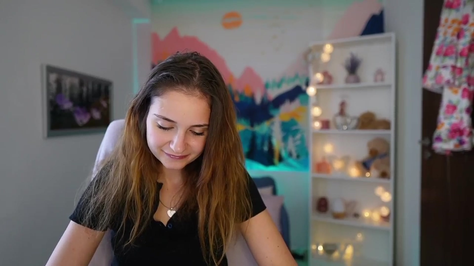 Gallery image thumbnail from Vina_Sky's myfreecams stream on, 08/04/2024, 10:00 image 18 of 20