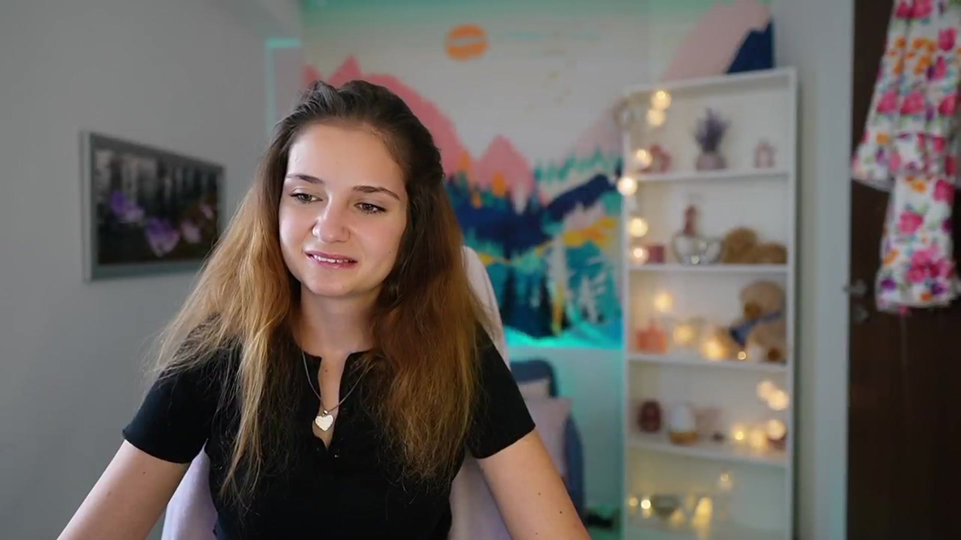 Gallery image thumbnail from Vina_Sky's myfreecams stream on, 08/04/2024, 12:41 image 5 of 20