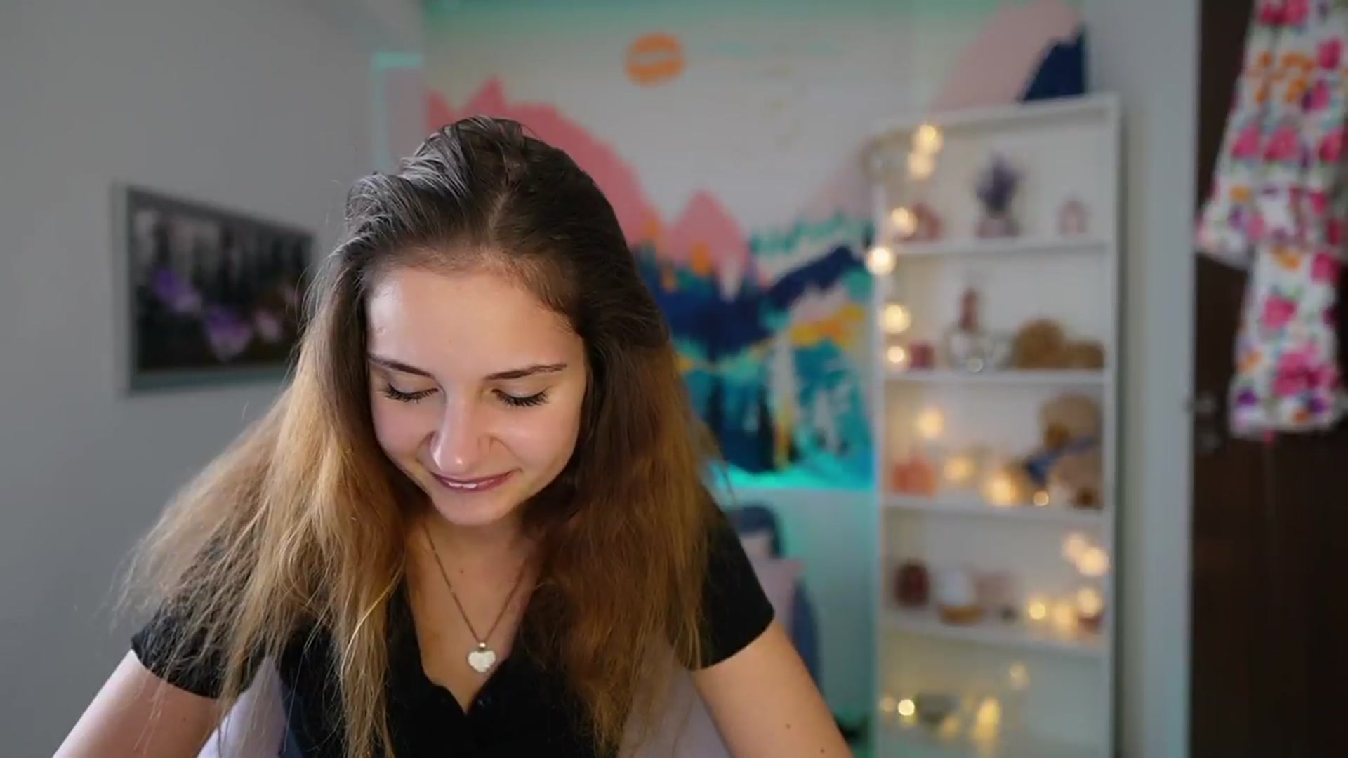 Gallery image thumbnail from Vina_Sky's myfreecams stream on, 08/04/2024, 12:41 image 7 of 20