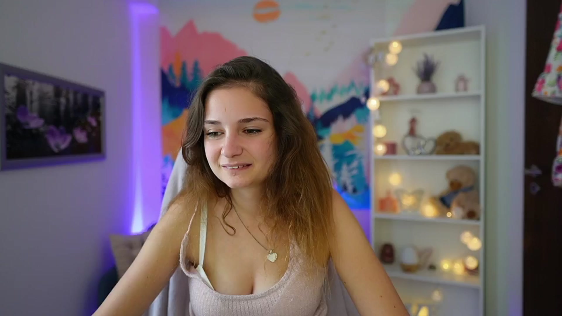 Gallery image thumbnail from Vina_Sky's myfreecams stream on, 08/07/2024, 09:33 image 2 of 20