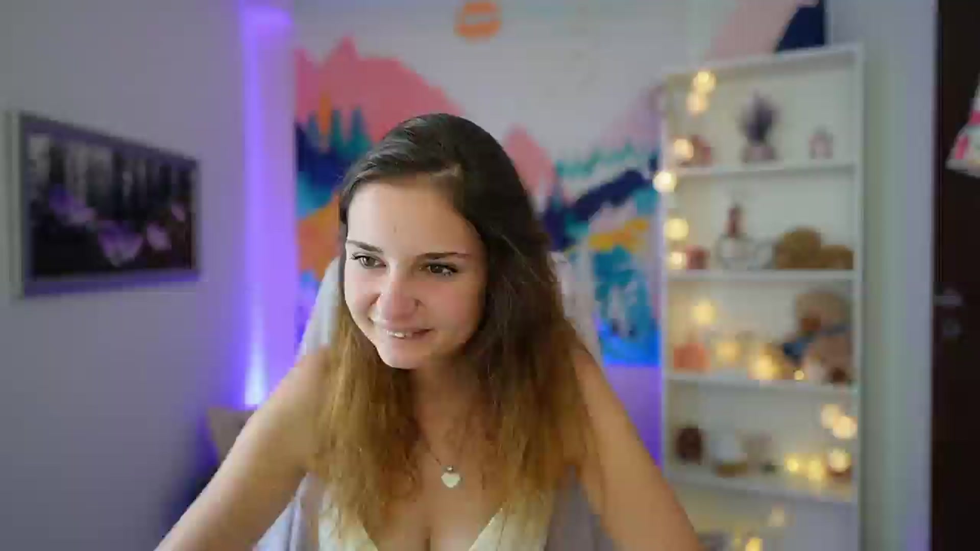 Gallery image thumbnail from Vina_Sky's myfreecams stream on, 08/07/2024, 12:44 image 2 of 20