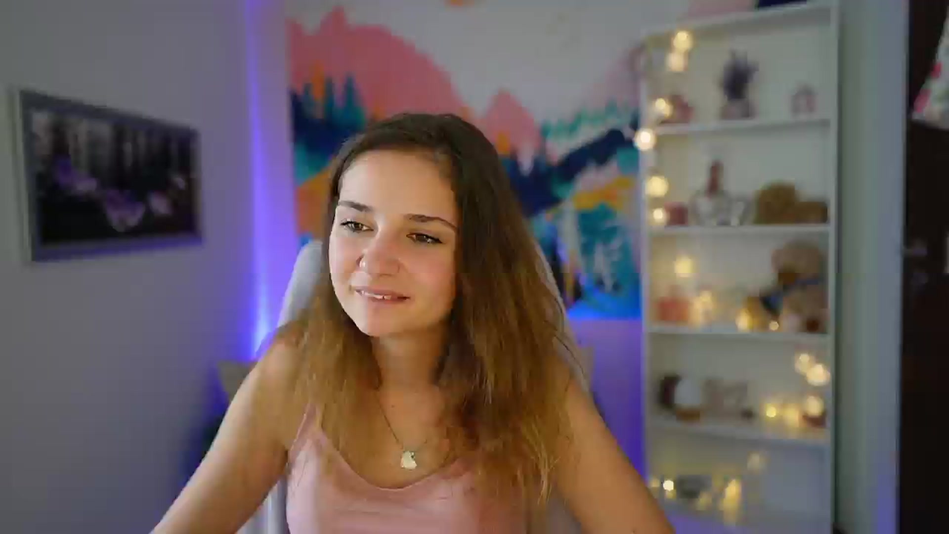 Gallery image thumbnail from Vina_Sky's myfreecams stream on, 08/08/2024, 11:04 image 11 of 20