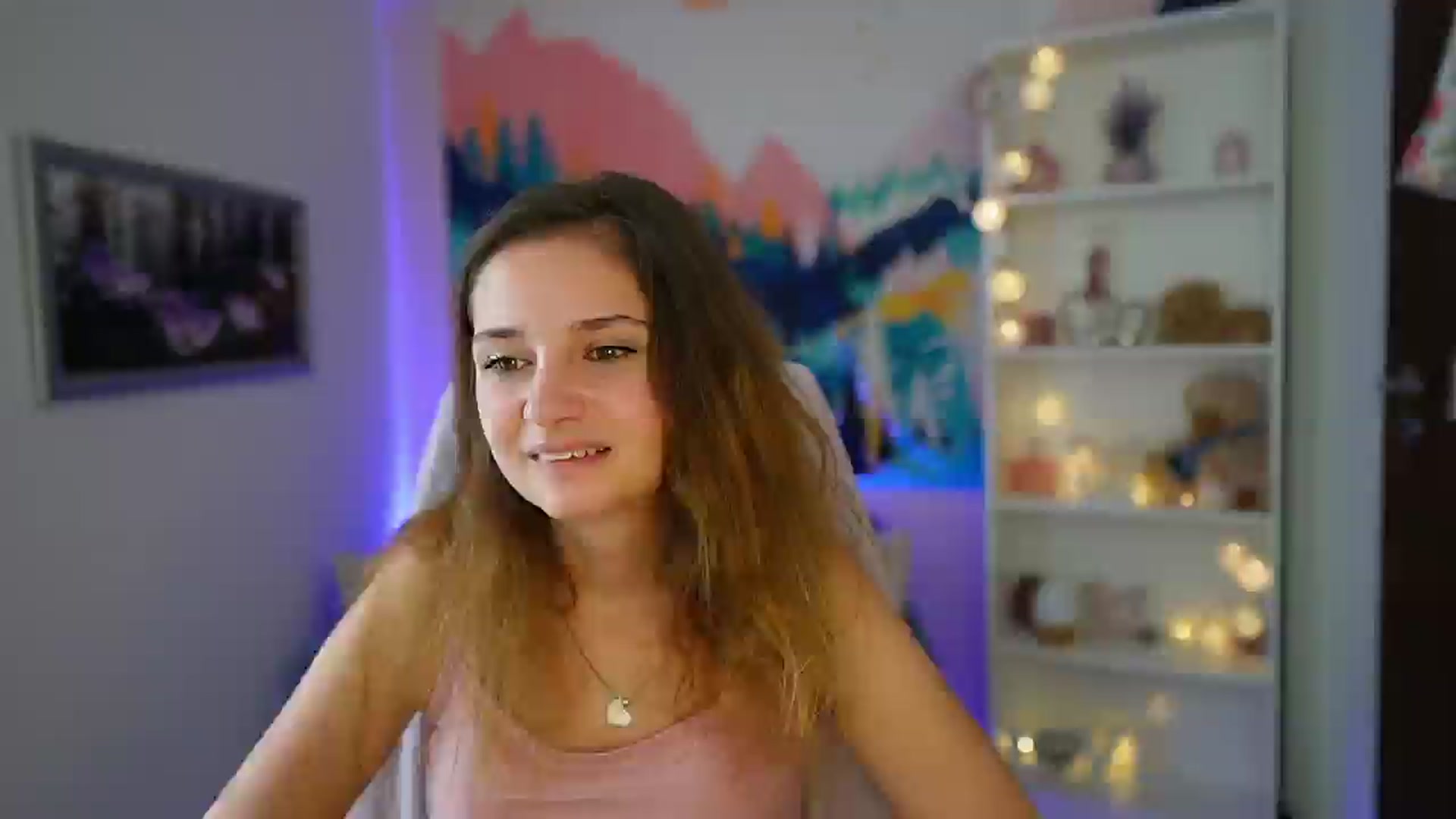 Gallery image thumbnail from Vina_Sky's myfreecams stream on, 08/08/2024, 11:04 image 14 of 20