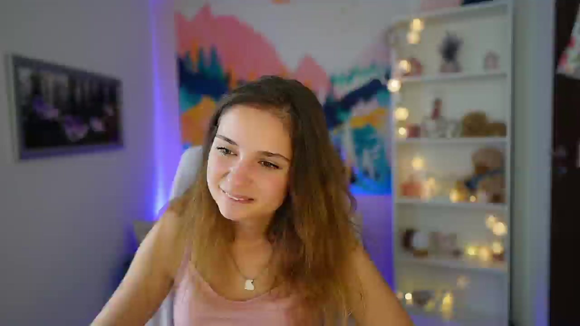 Gallery image thumbnail from Vina_Sky's myfreecams stream on, 08/08/2024, 11:04 image 10 of 20