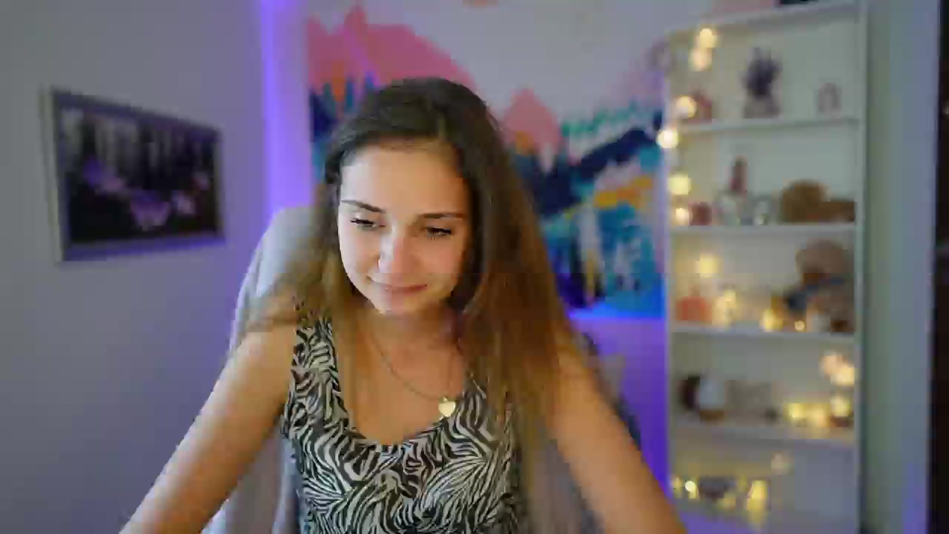 Gallery image thumbnail from Vina_Sky's myfreecams stream on, 08/10/2024, 12:27 image 4 of 20