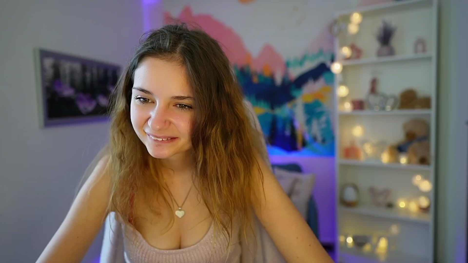 Gallery image thumbnail from Vina_Sky's myfreecams stream on, 08/14/2024, 09:14 image 14 of 20