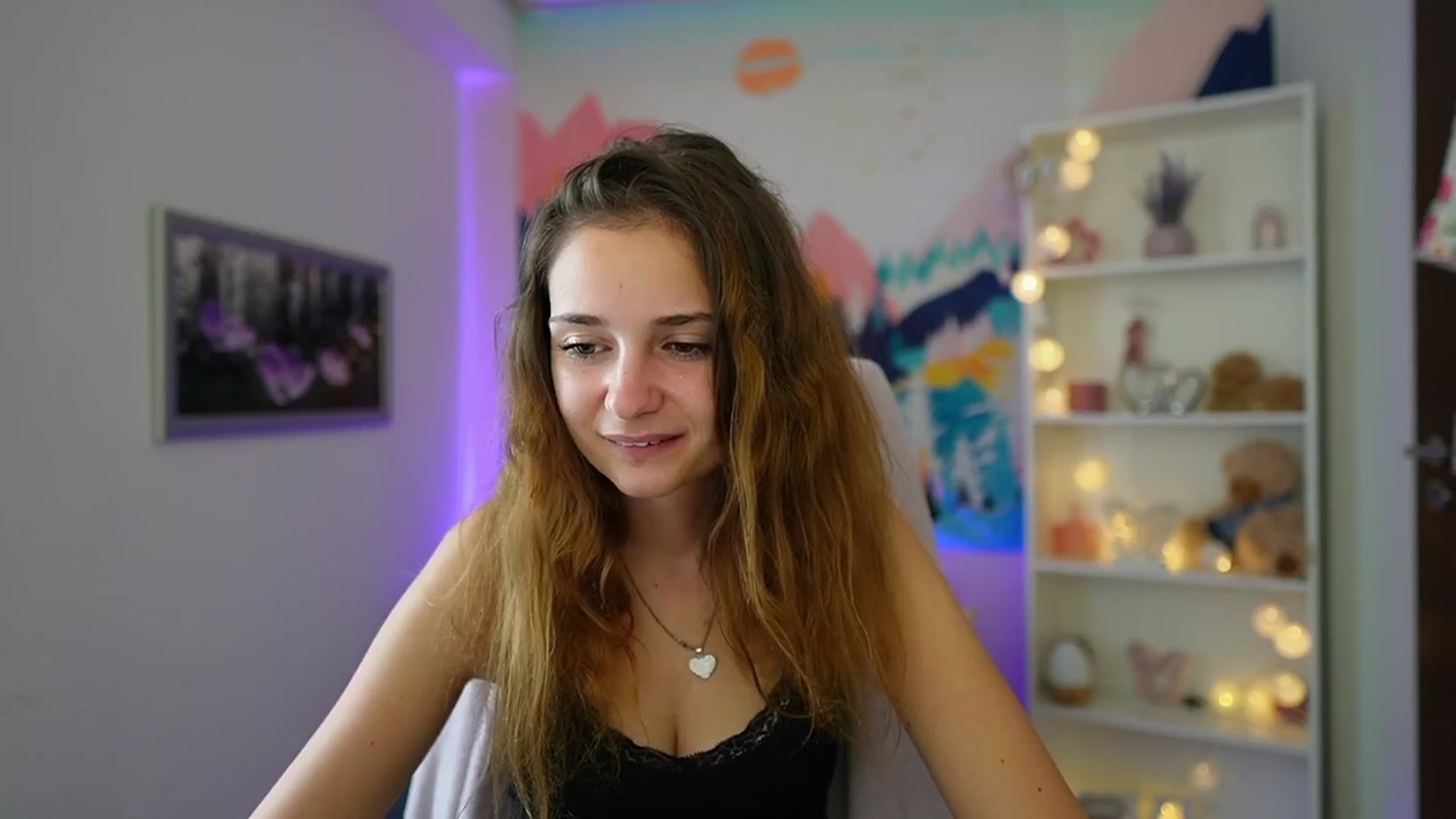 Gallery image thumbnail from Vina_Sky's myfreecams stream on, 08/15/2024, 10:03 image 11 of 20