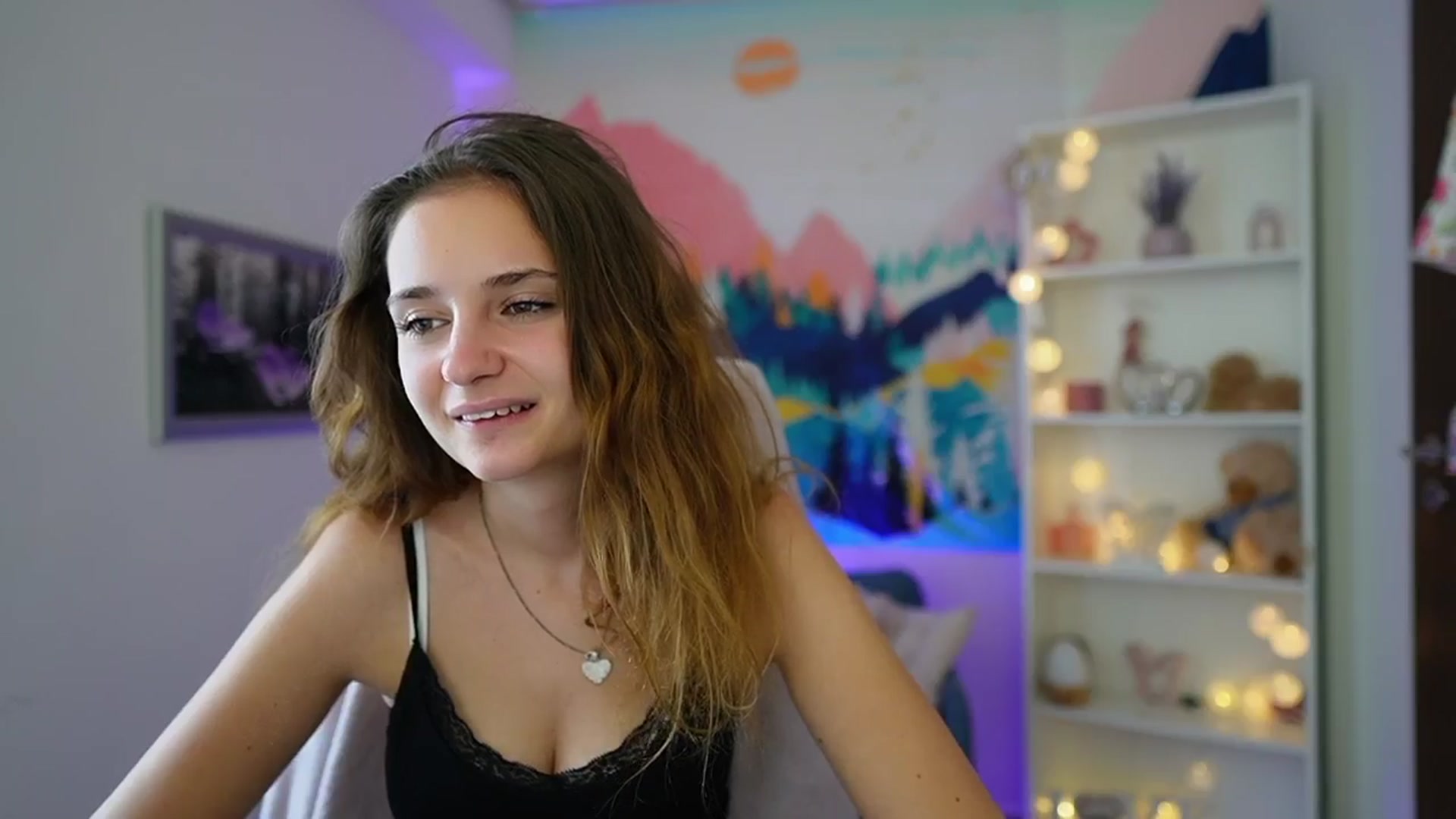 Gallery image thumbnail from Vina_Sky's myfreecams stream on, 08/15/2024, 10:03 image 20 of 20