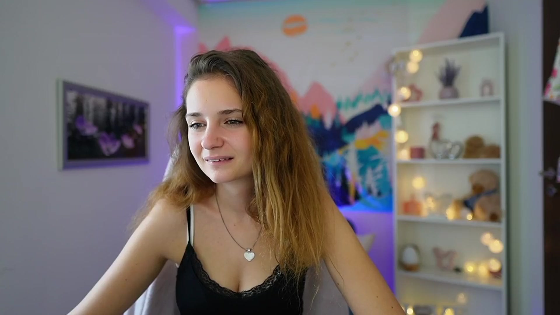 Gallery image thumbnail from Vina_Sky's myfreecams stream on, 08/15/2024, 10:03 image 17 of 20
