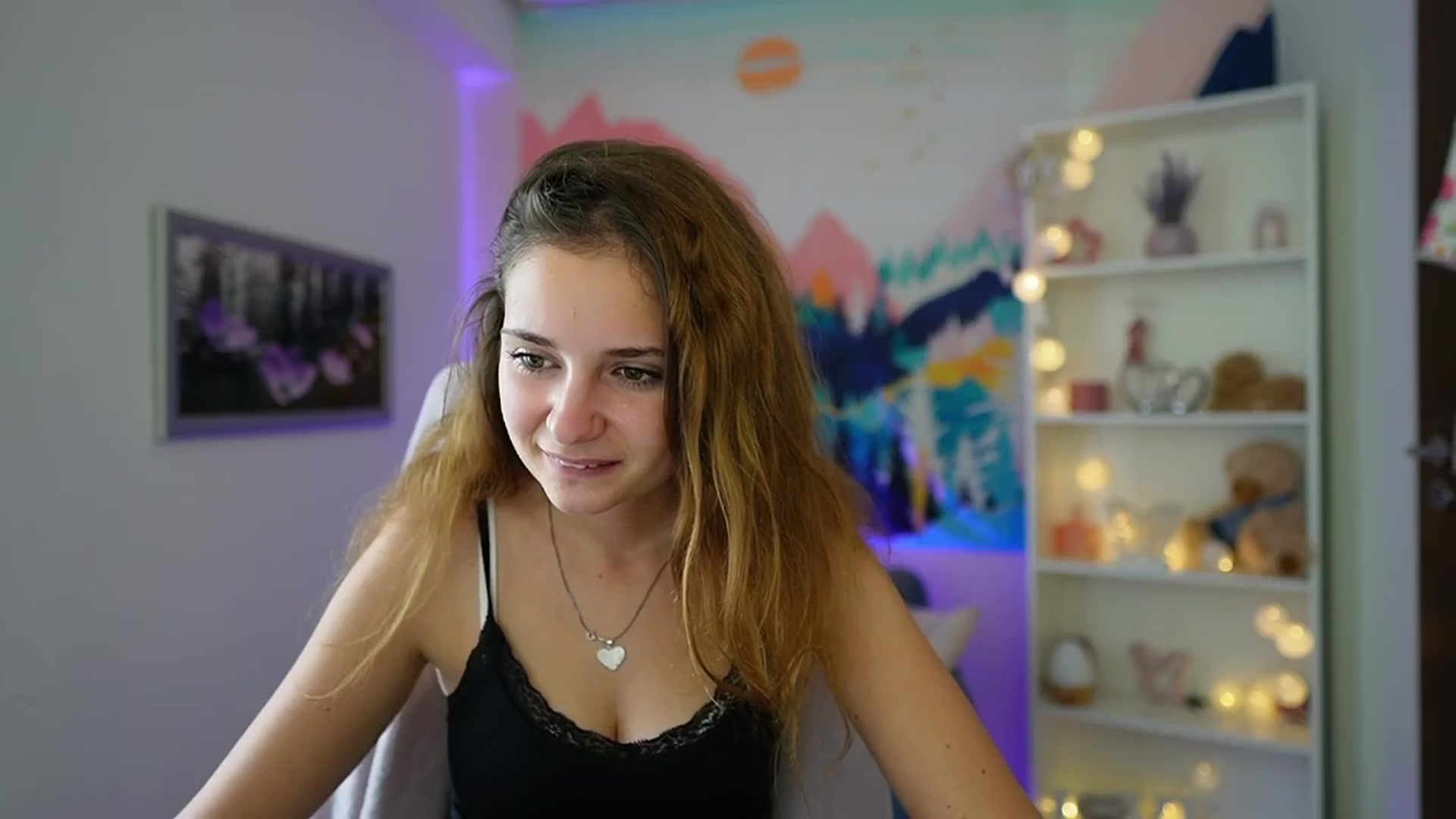 Gallery image thumbnail from Vina_Sky's myfreecams stream on, 08/15/2024, 10:03 image 5 of 20