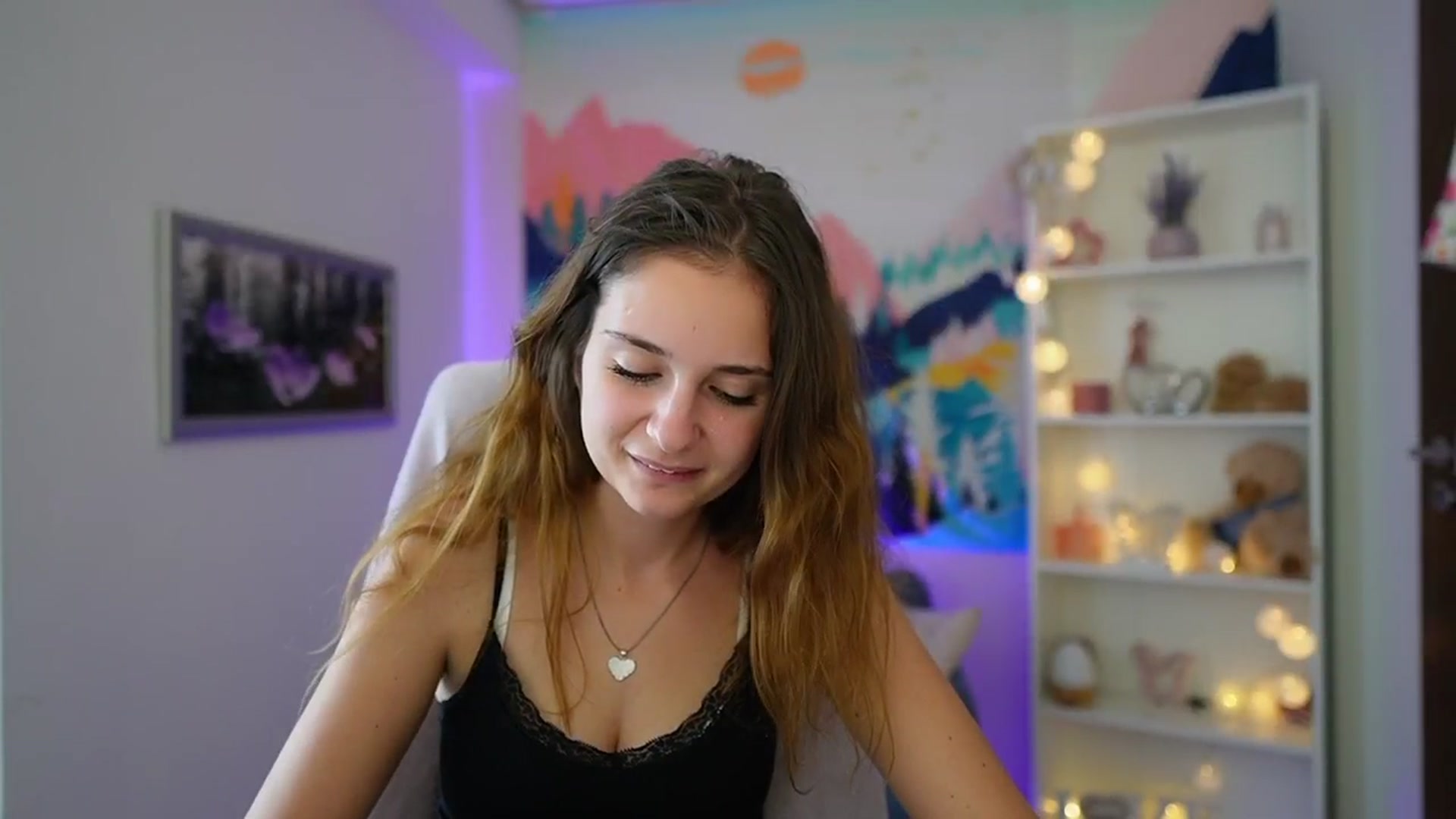 Gallery image thumbnail from Vina_Sky's myfreecams stream on, 08/15/2024, 11:04 image 11 of 20