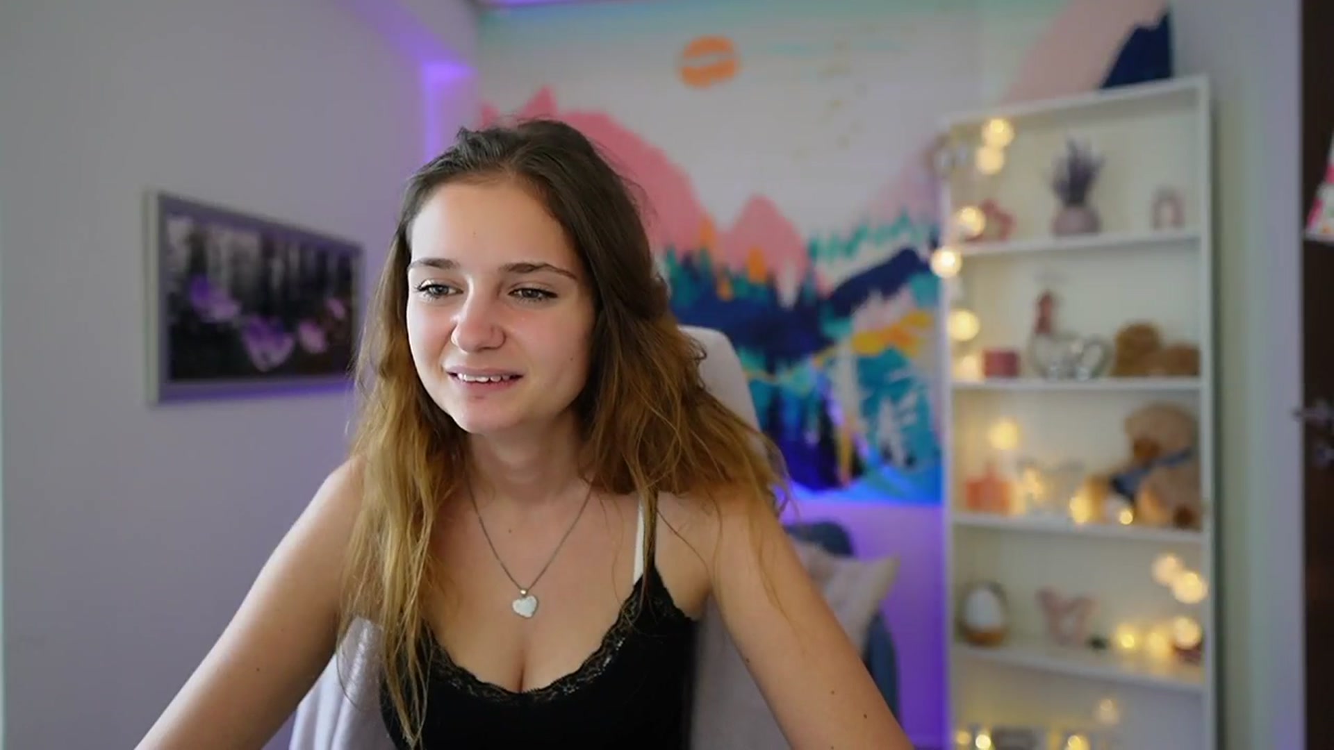 Gallery image thumbnail from Vina_Sky's myfreecams stream on, 08/15/2024, 11:04 image 2 of 20
