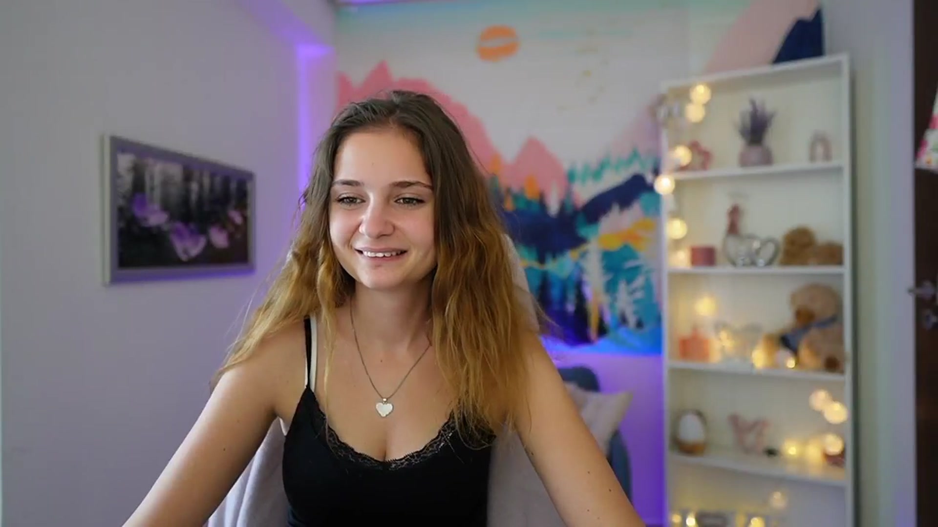 Gallery image thumbnail from Vina_Sky's myfreecams stream on, 08/15/2024, 11:04 image 8 of 20